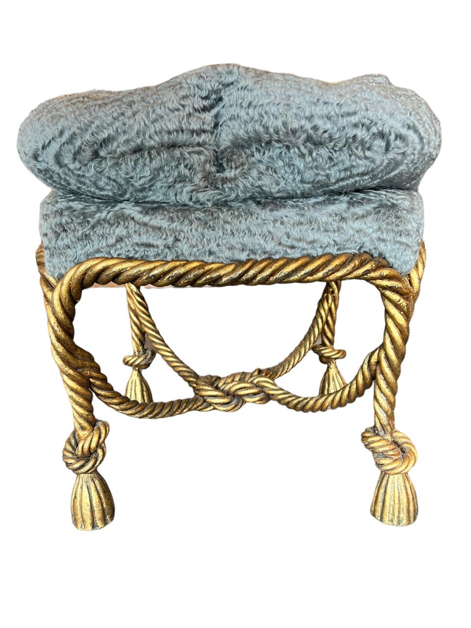 Pair of Early 20th Century Italian Gilt Gold Metal Rope Stools For Sale 9