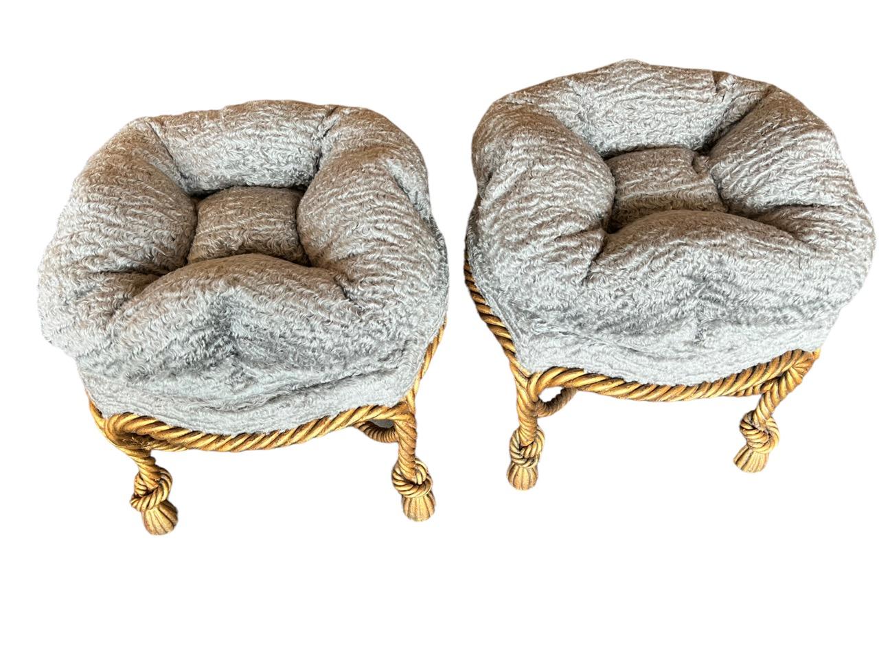 Pair of Early 20th Century Italian Gilt Gold Metal Rope Stools For Sale 4