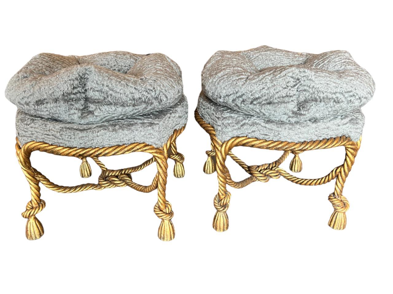 Paar italienische Seilhocker aus vergoldetem Metall des frühen 20. Jahrhunderts 5