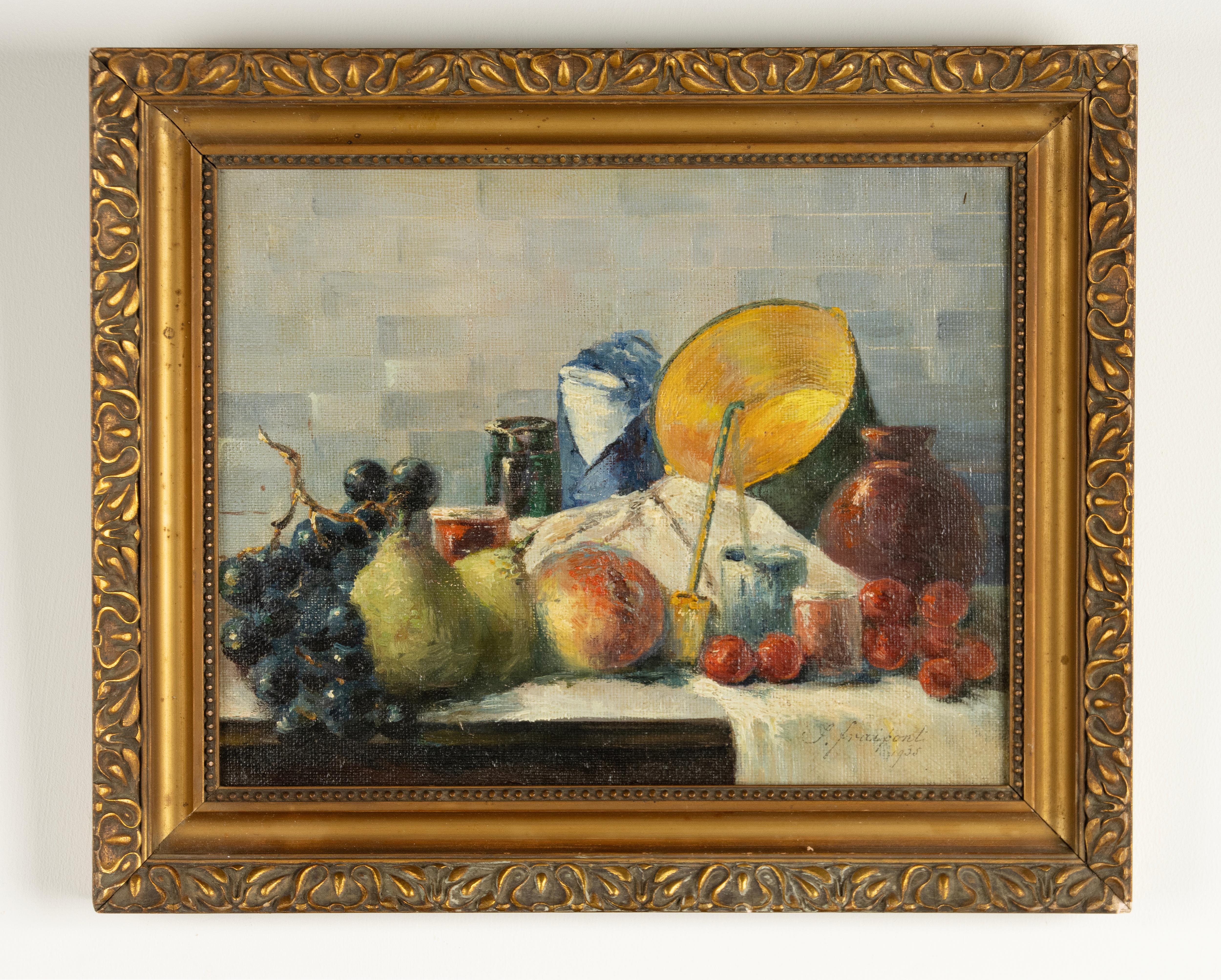 Belgian A Pair of Early 20th Century Oil Paintings - Fruit Still Life - Janine Fraipont For Sale