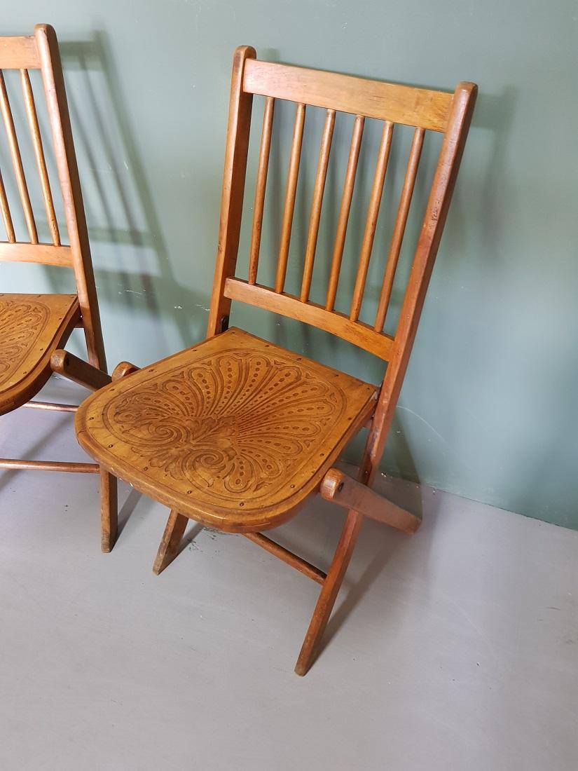 Pair of Early 20th Century Thonet Style Folding Chairs In Good Condition For Sale In Raalte, NL