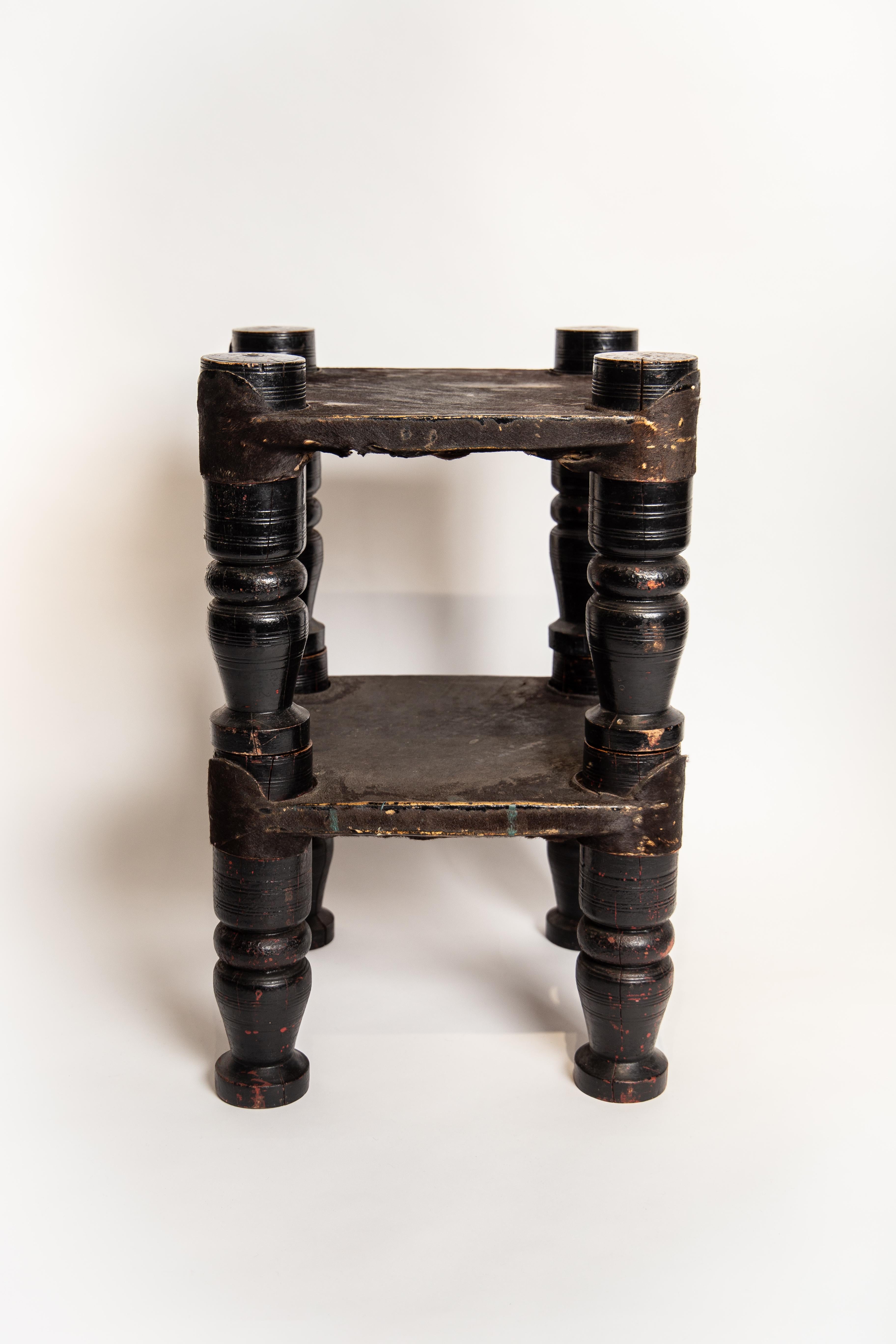 Pair of Ebonised Anglo-Indian Side Tables, circa 1860 In Good Condition For Sale In London, GB