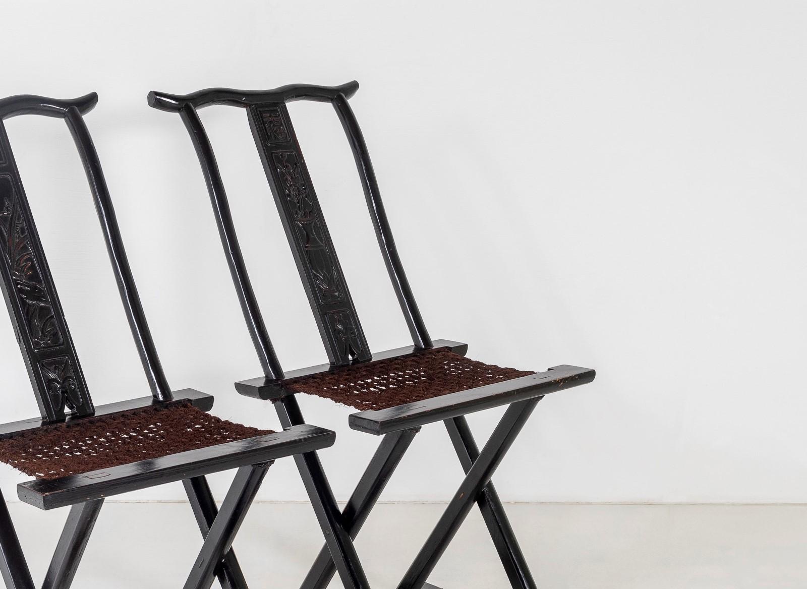 A Pair of Ebonised Chinese Folding Occasional Hall Side Chairs Late Qing For Sale 9