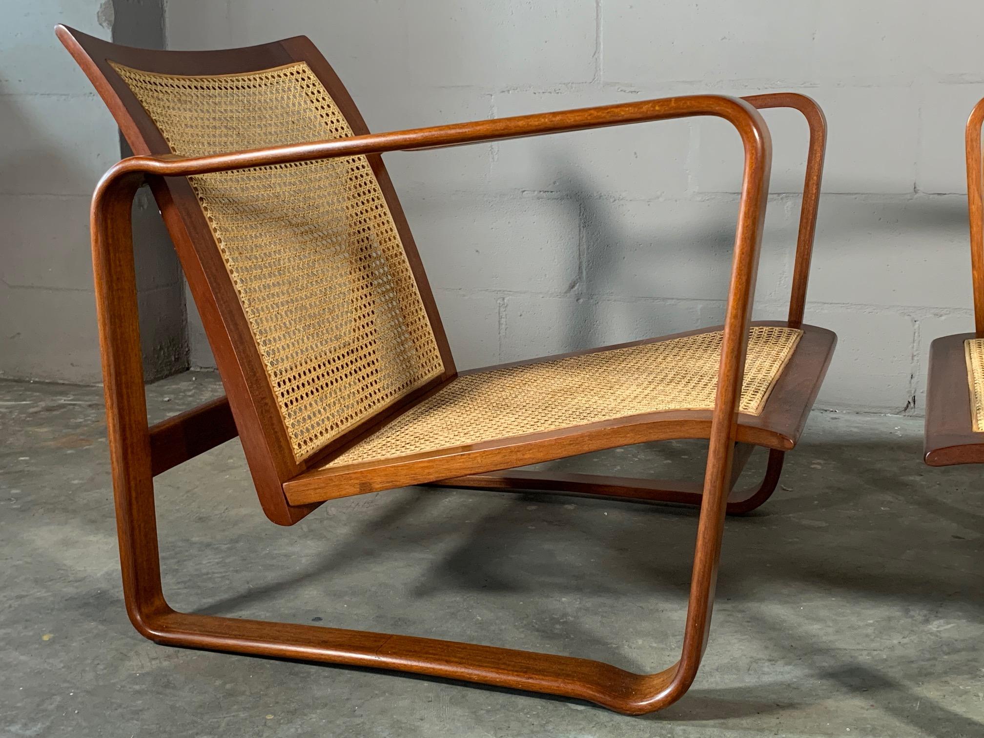 Ein Paar der seltenen und ungewöhnlichen Edward Wormley für Dunbar verstellbare Rückenlehne Lounge-Stühle. Die so genannten 