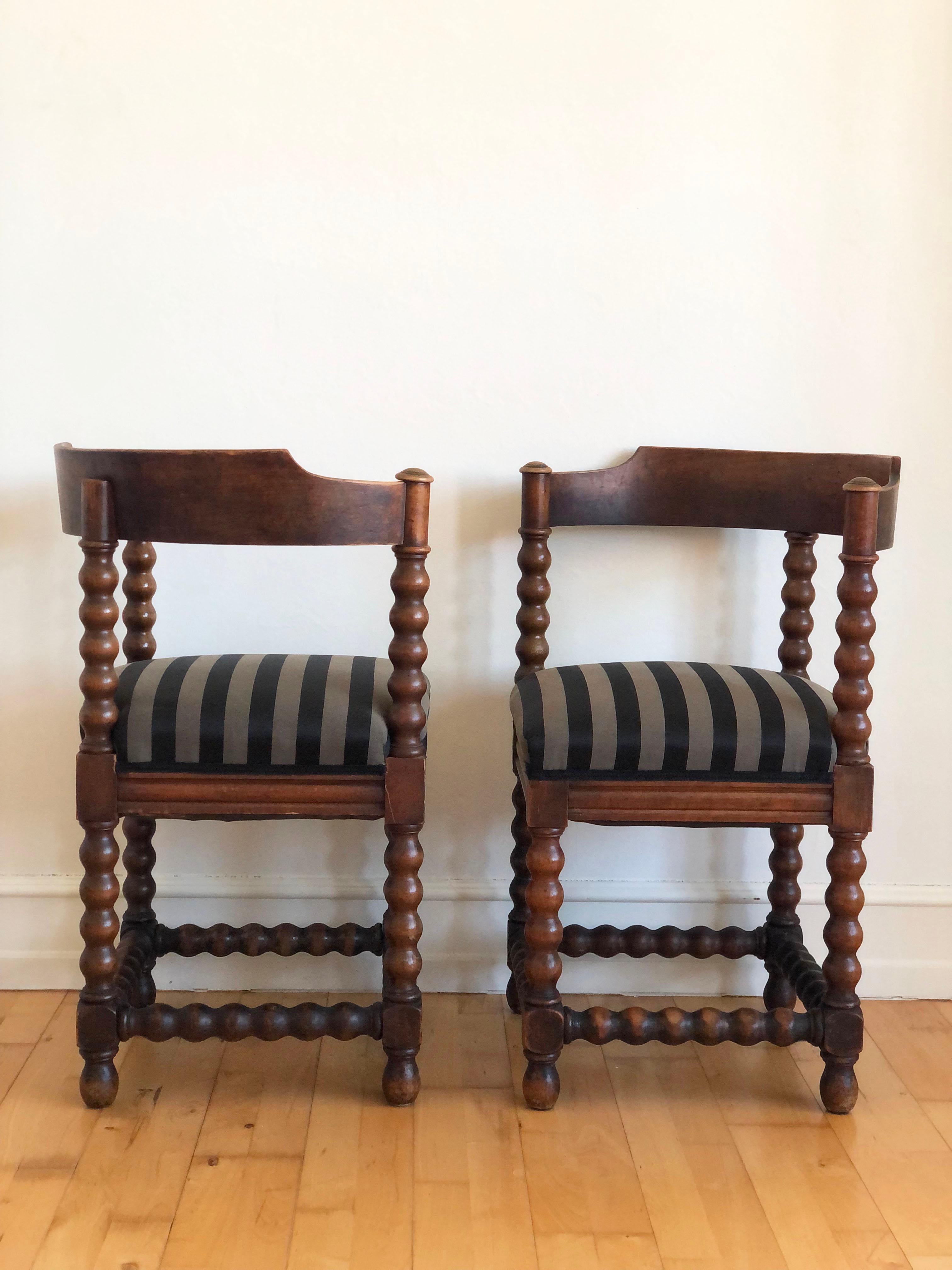 A Pair of Edwardian Bobbin Corner Chairs With Fabric Early 20th Century For Sale 5
