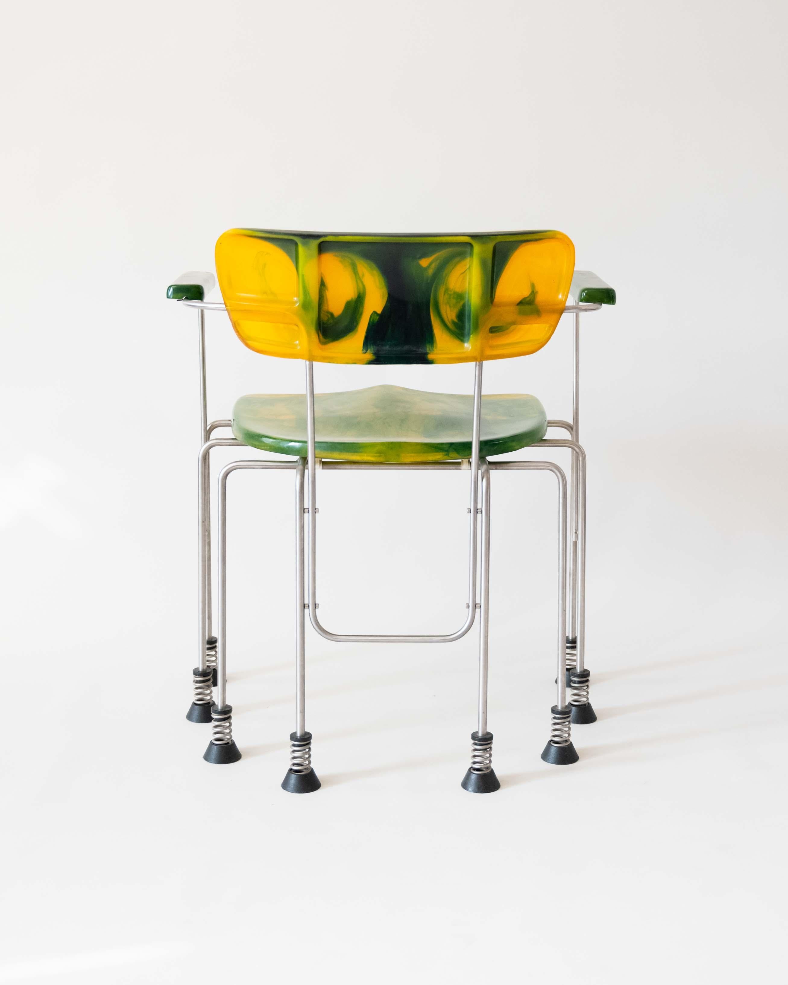 Coppia di sedie Broadway a otto gambe di Gaetano Pesce per Bernini In condizioni ottime in vendita a New York, NY