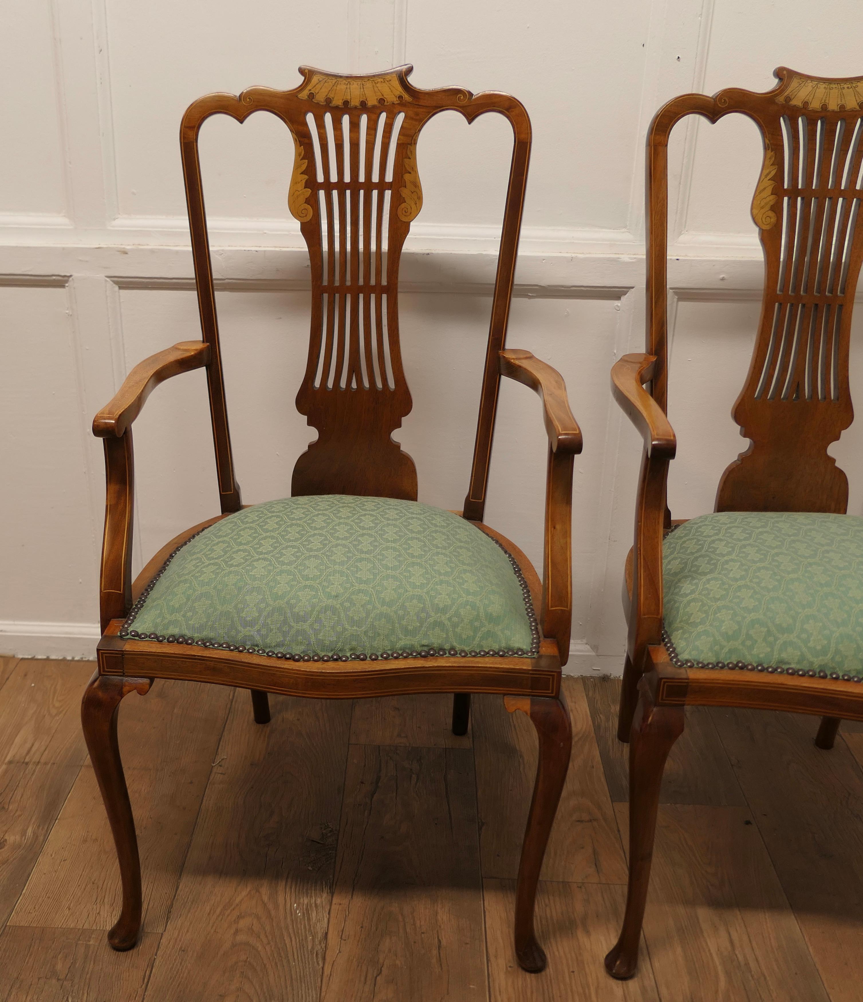 A Pair of Elegant Edwardian Upholstered  Arm Chairs     In Good Condition For Sale In Chillerton, Isle of Wight
