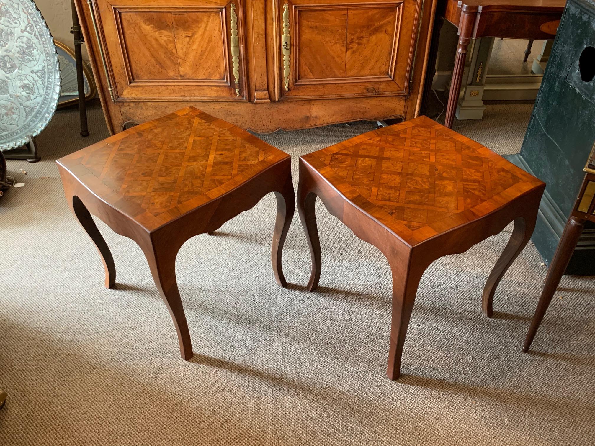 Pair of Elegant Italian Tables with Cabriolet Legs For Sale 4