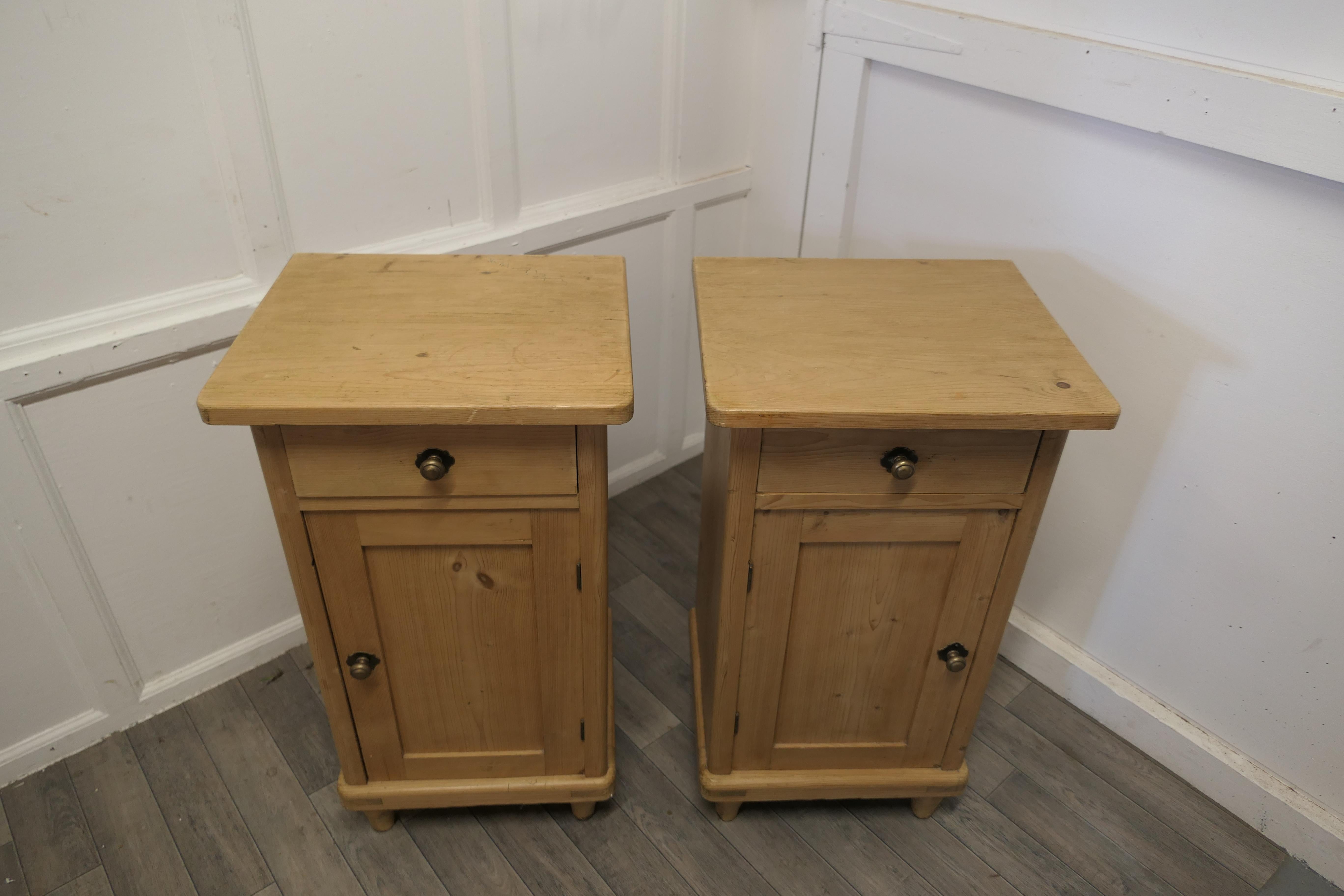 A pair of elegant pine bedside cupboards with drawers

A pair of Good Quality Pine Bedside Cabinets, each of the cupboards has a drawer over a shelved cupboard and new brass fittings
The cabinets are sound and in good condition they are 19” wide,