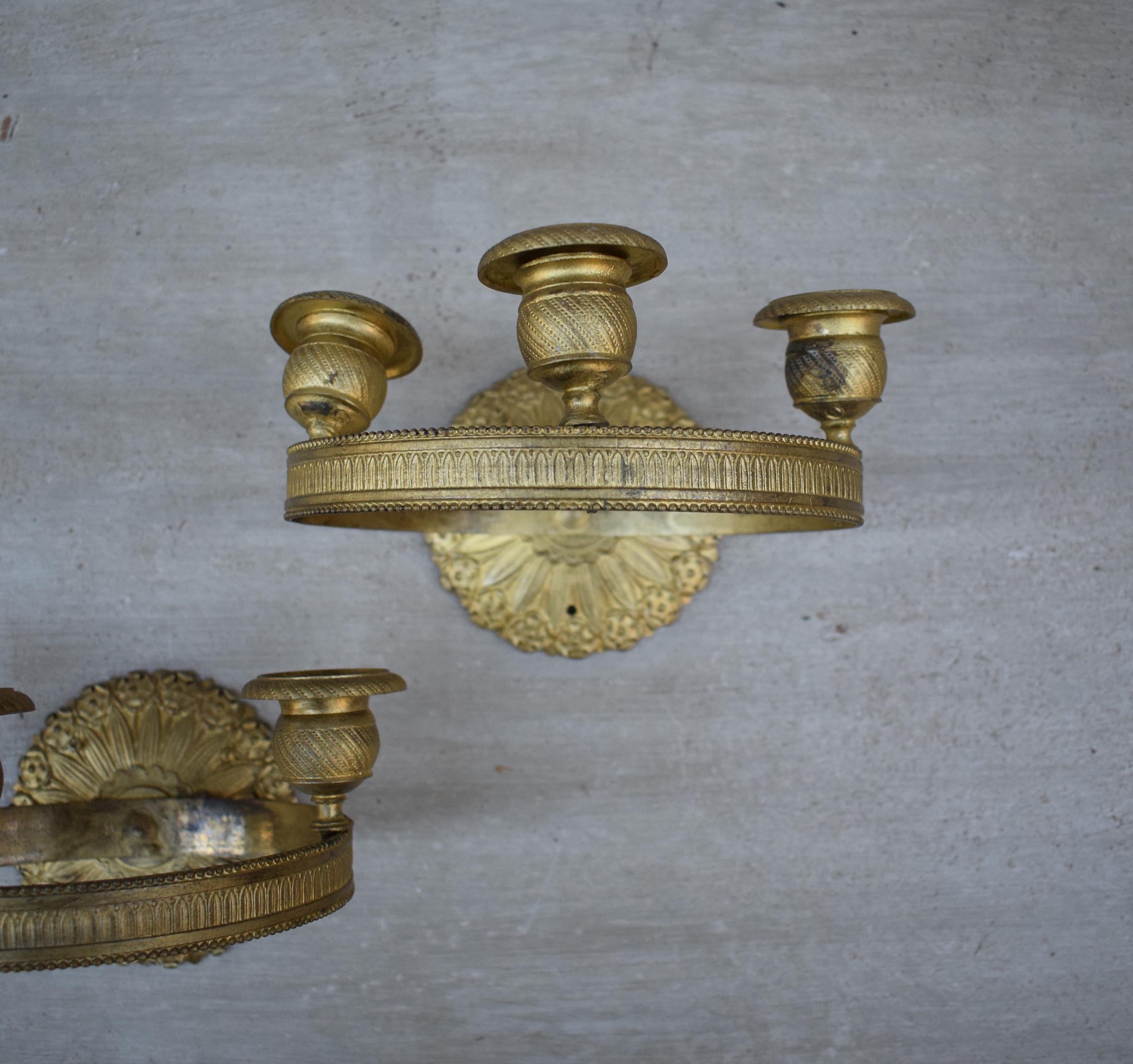 Pair of Empire Gilt-Bronze Wall Sconces with Bronzed Floral Backs 5