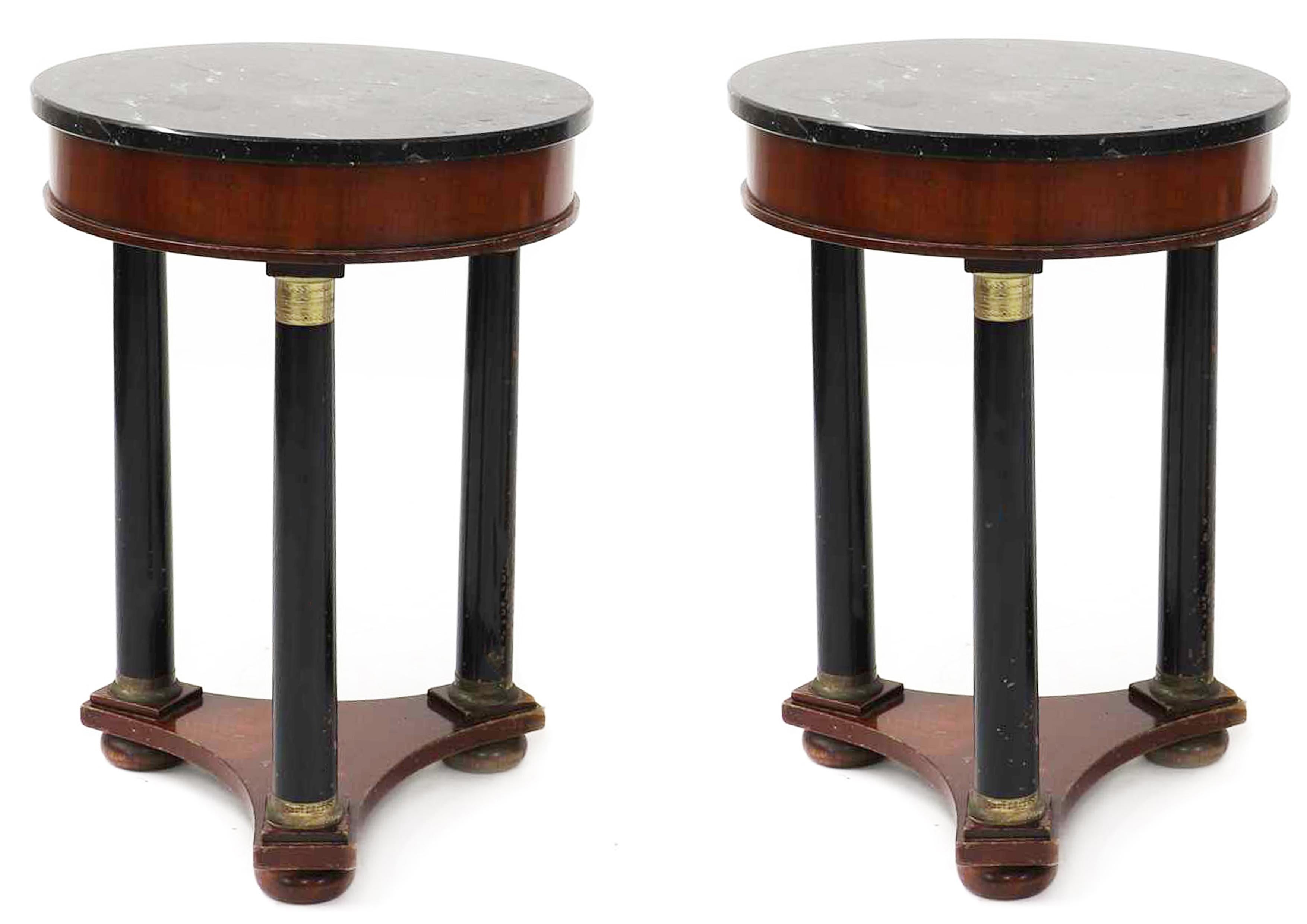 A Pair of Empire Marble Gueridon Side Tables Raised On Ebonized Column Supports In Good Condition For Sale In High Wycombe, GB
