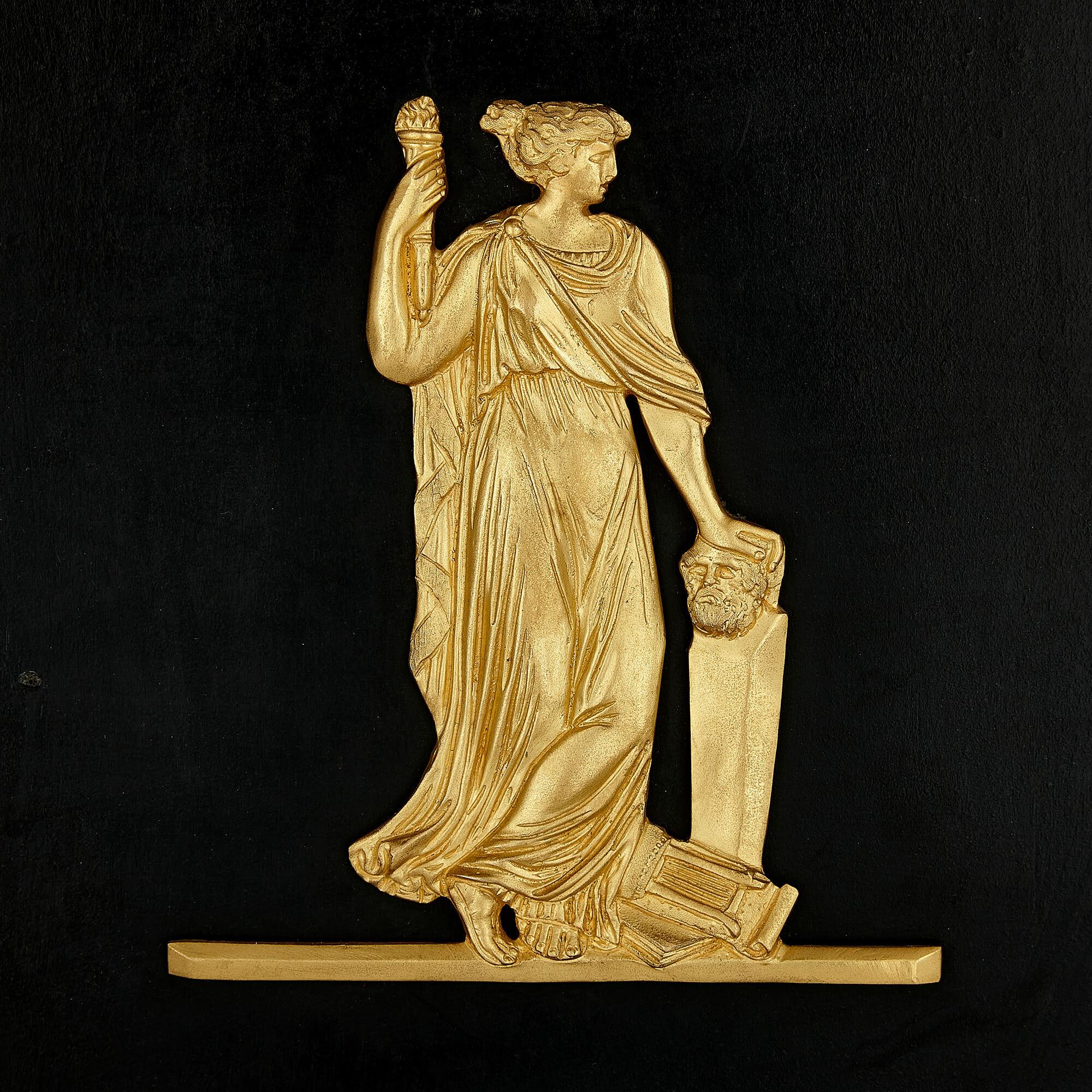 20ième siècle Paire de supports néoclassiques de style Empire en bronze doré et patiné en vente