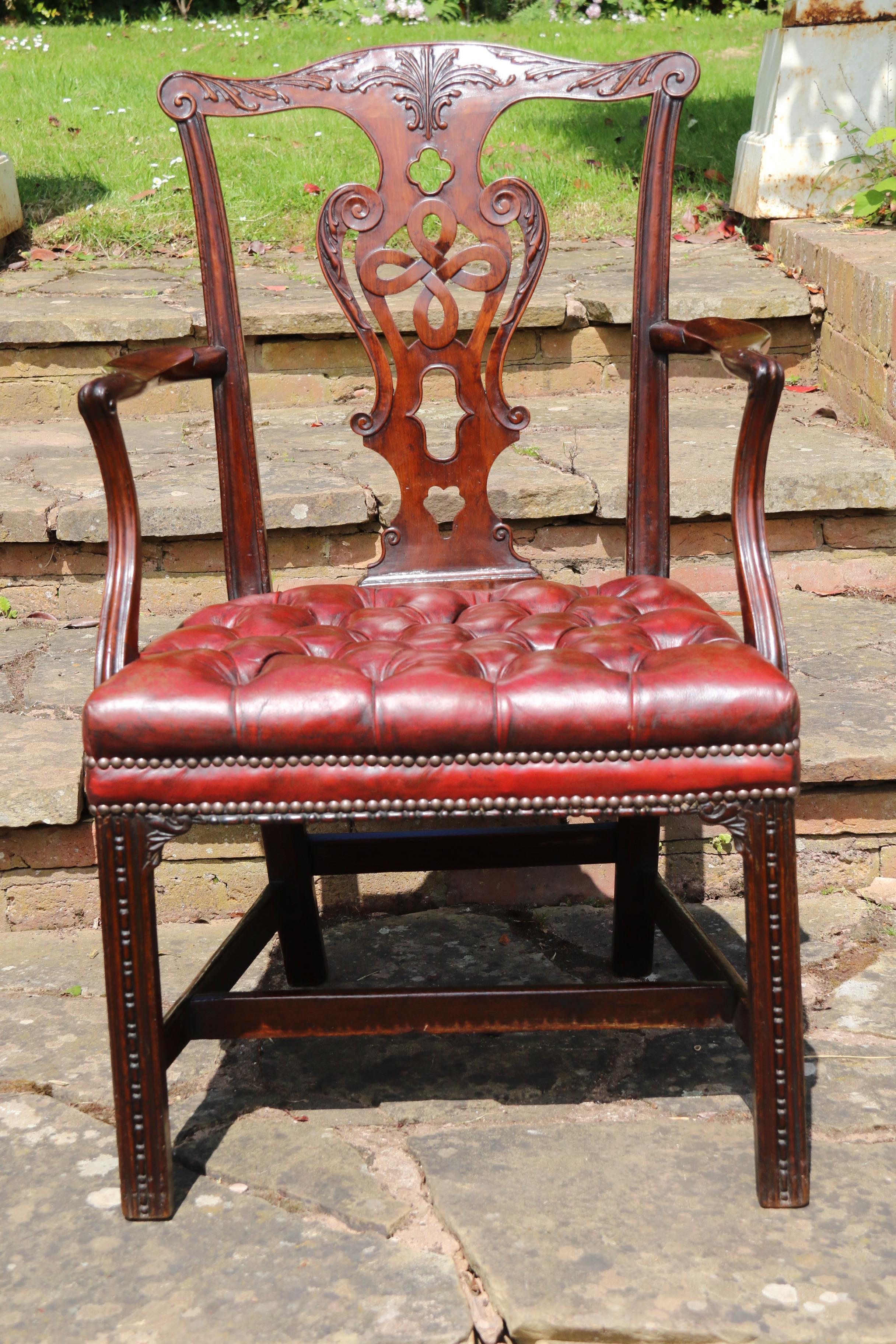 A pair of English 18th  century Chippendale period George III armchairs. rare For Sale 5