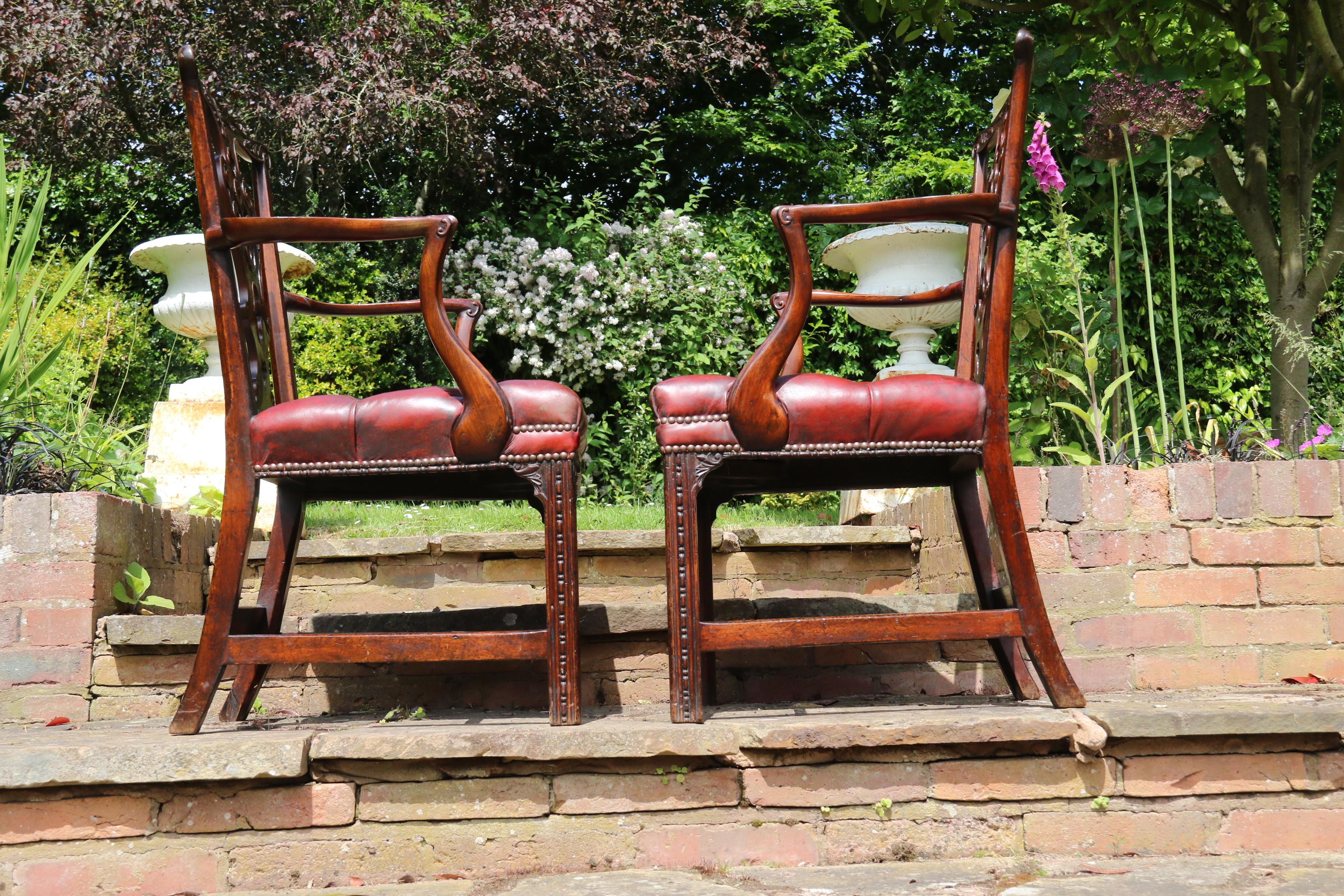 Mahogany A pair of English 18th  century Chippendale period George III armchairs. rare For Sale