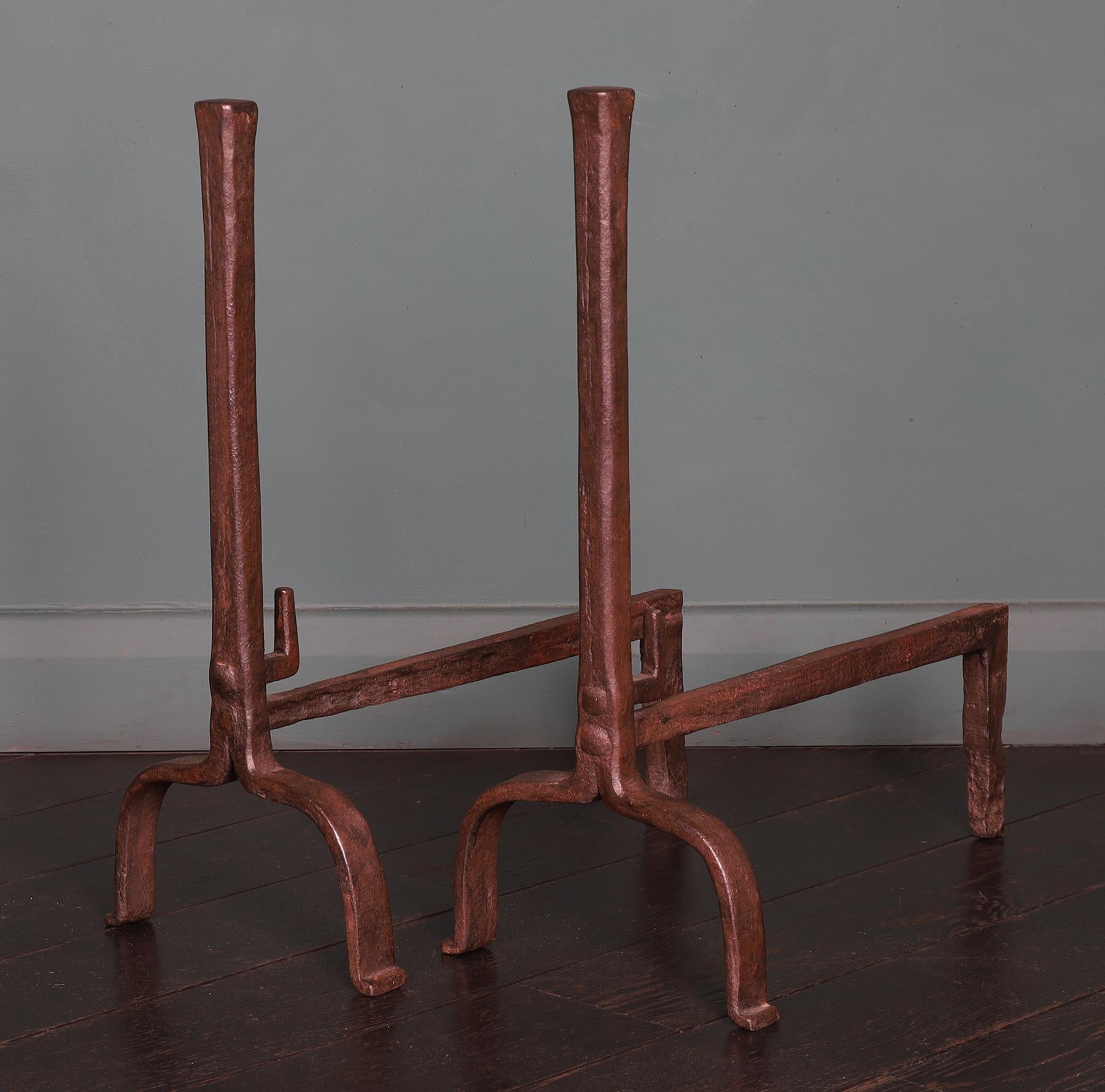 A Pair of English 18th Century Wrought Fire Dogs In Good Condition For Sale In London, GB
