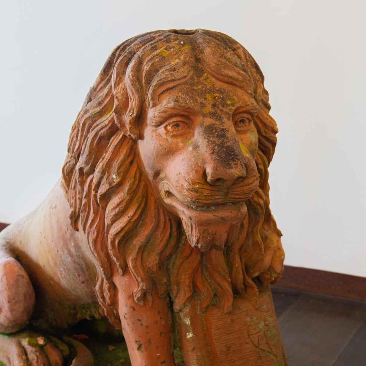 Pair of English 19th Century Terracotta Lions 9
