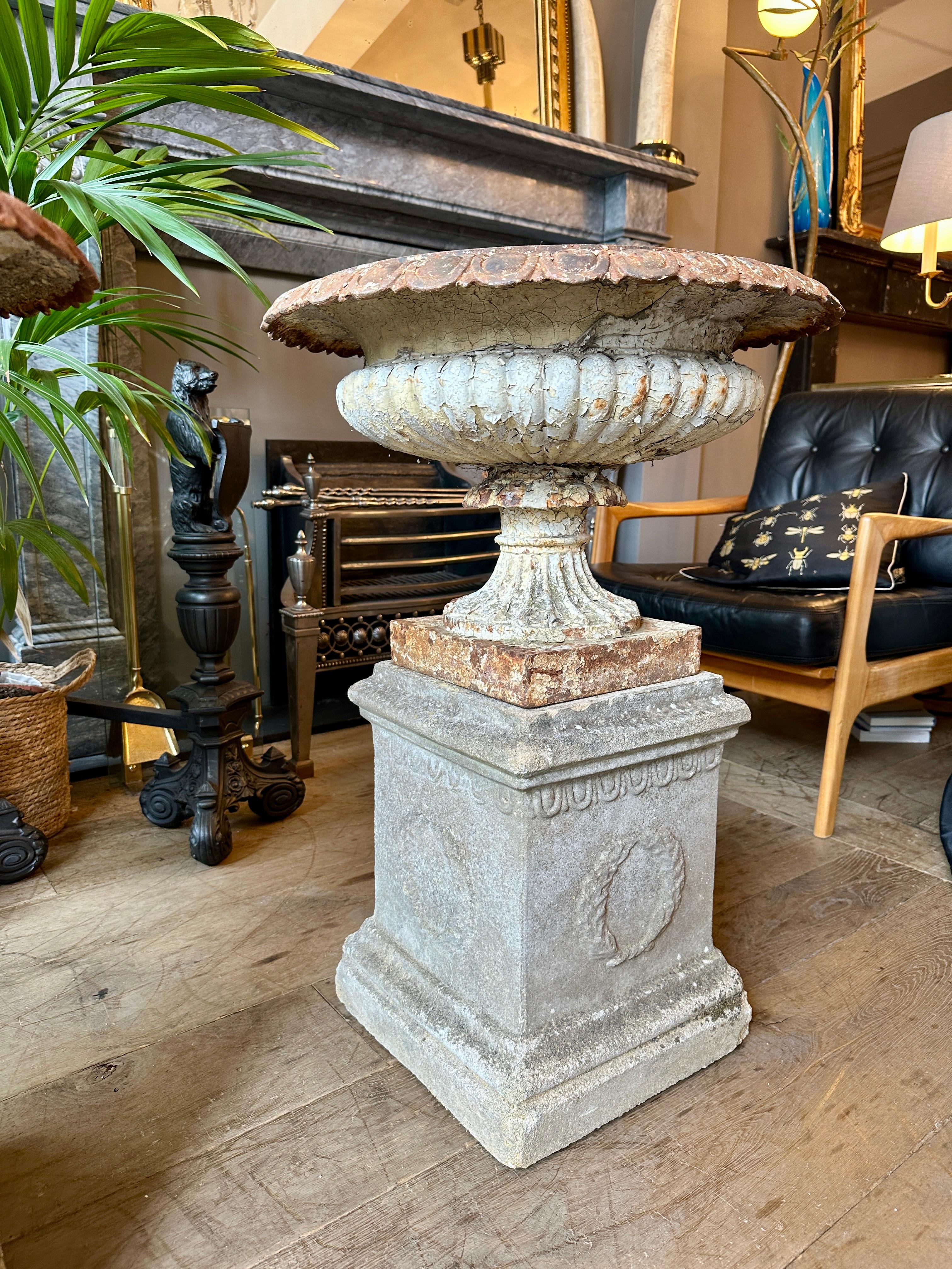 A Pair Of  English Cast Iron Tazza Urns By Andrew Handyside For Sale 10
