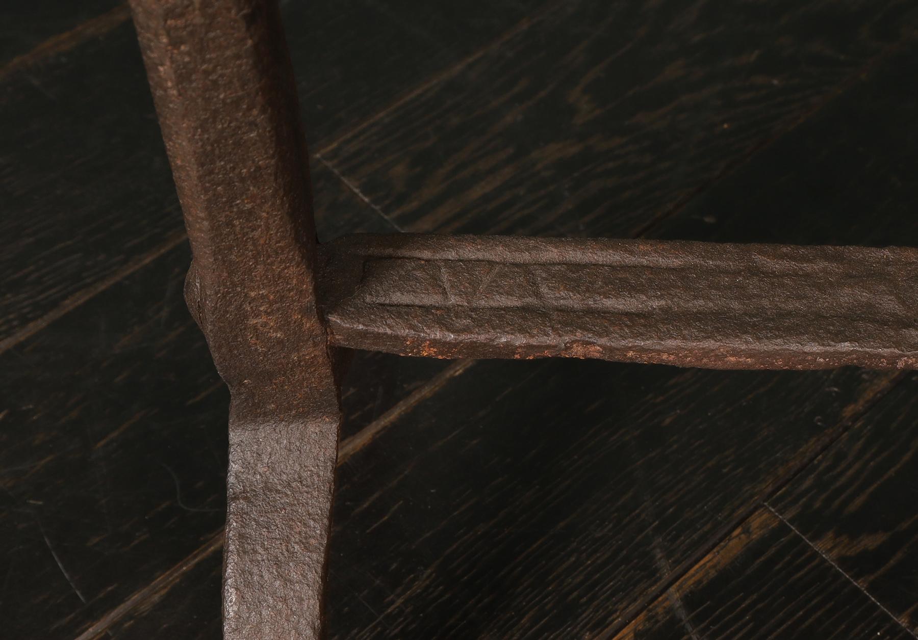 Hand-Crafted A Pair of English Early 18th Century Wrought Iron Fireplace Fire Dogs Andirons