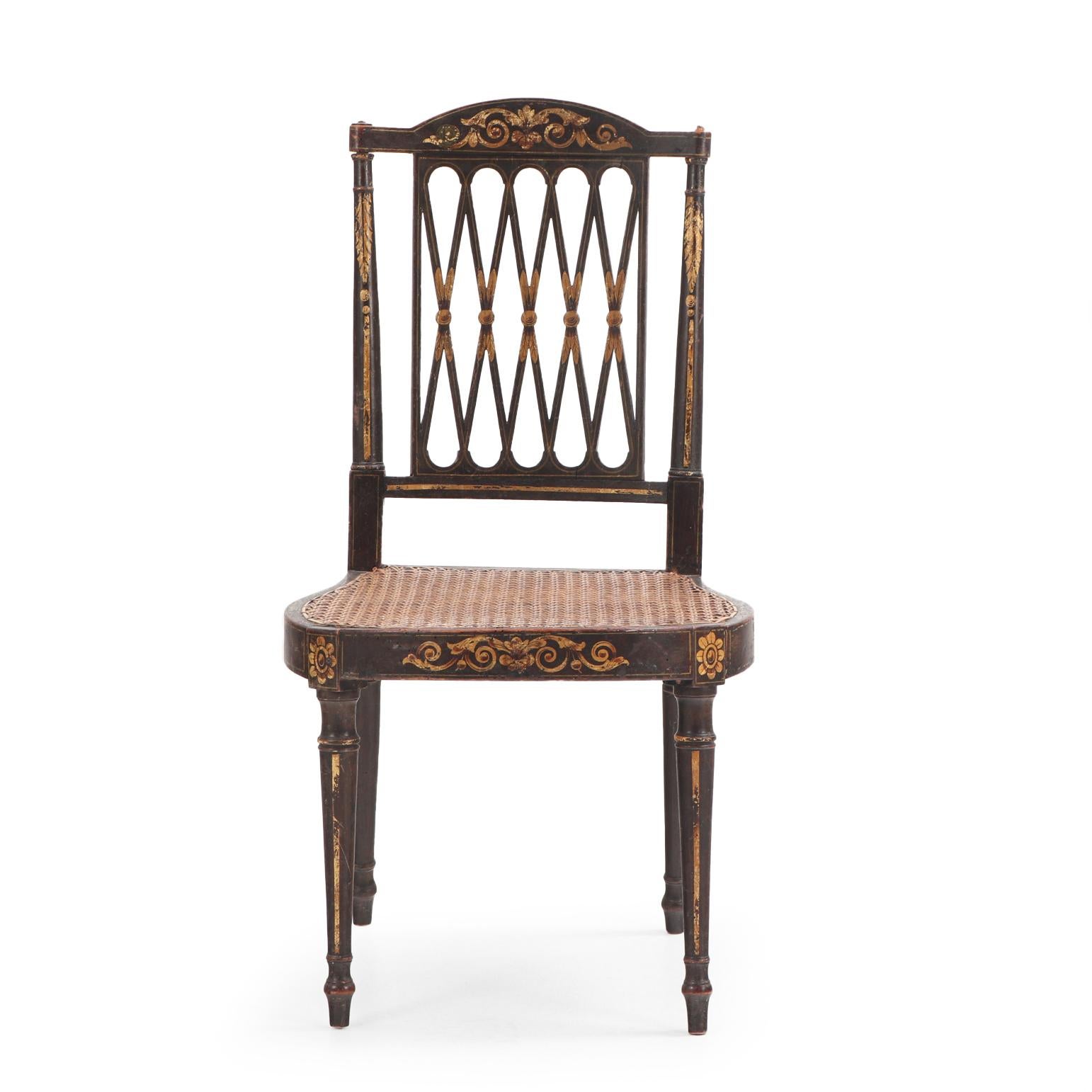 Paire de chaises d'appoint décorées de style Regency anglais, A.I.C. Bon état - En vente à Philadelphia, PA