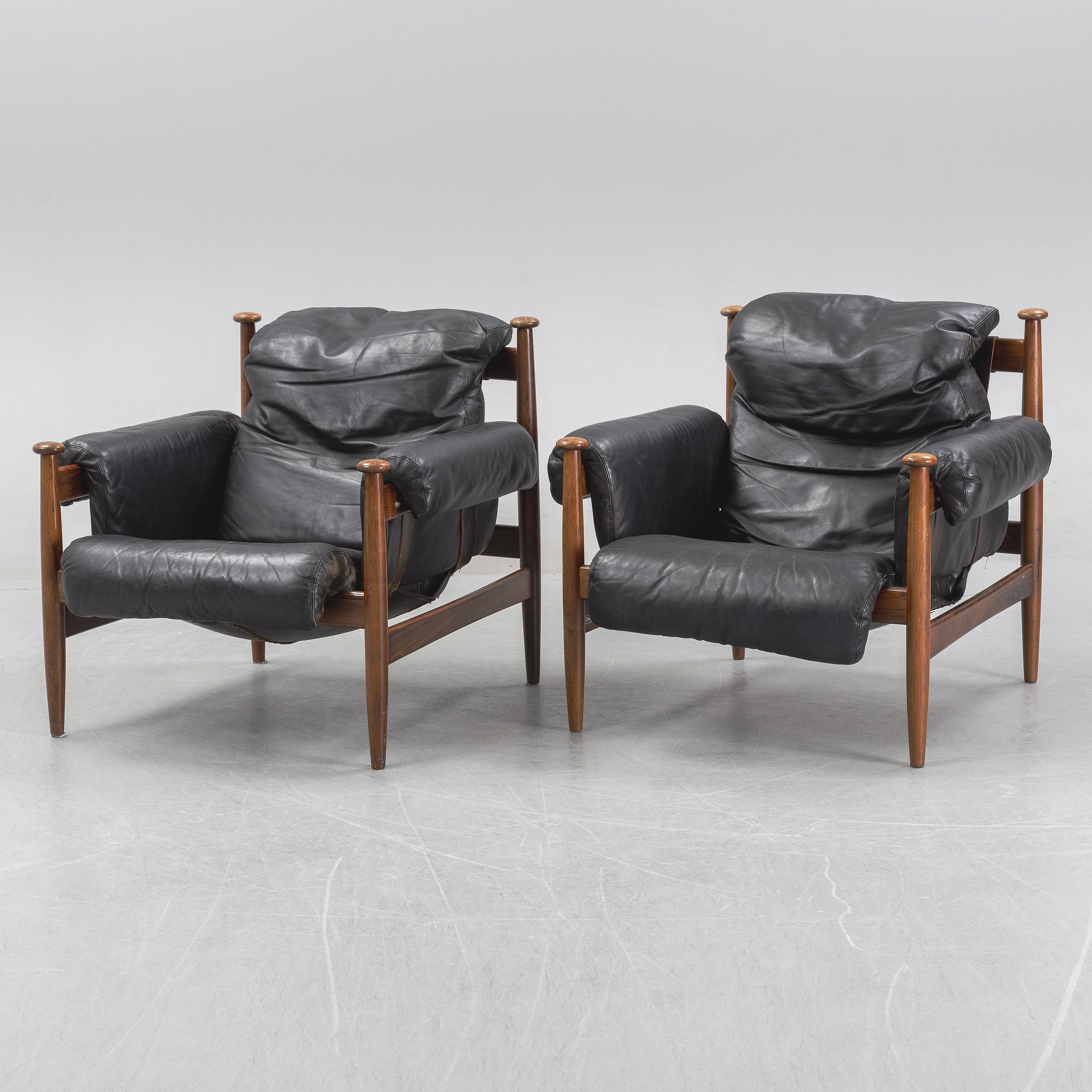 20th Century A pair of Eric Merthen armchair mod 