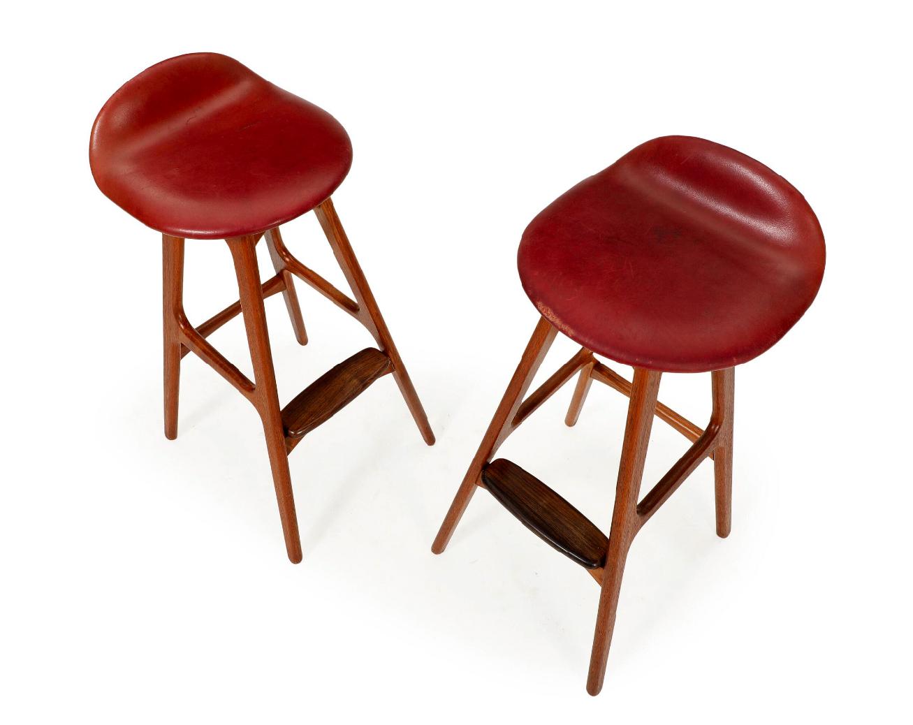 A Pair of Erik Buck OD61 Bar Stools In Good Condition For Sale In Vienna, AT