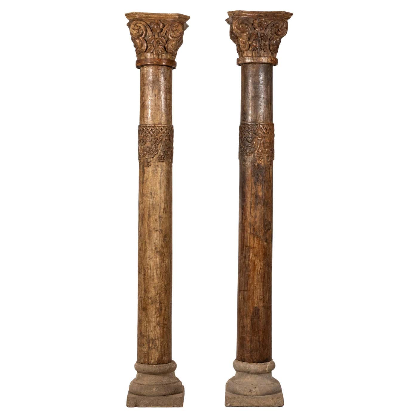 A Pair of European Inspired Circular Columns For Sale at 1stDibs