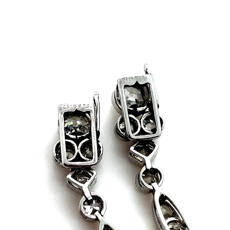 A Pair of Exceptional Cartier Art Deco Diamond Bracelets For Sale 4
