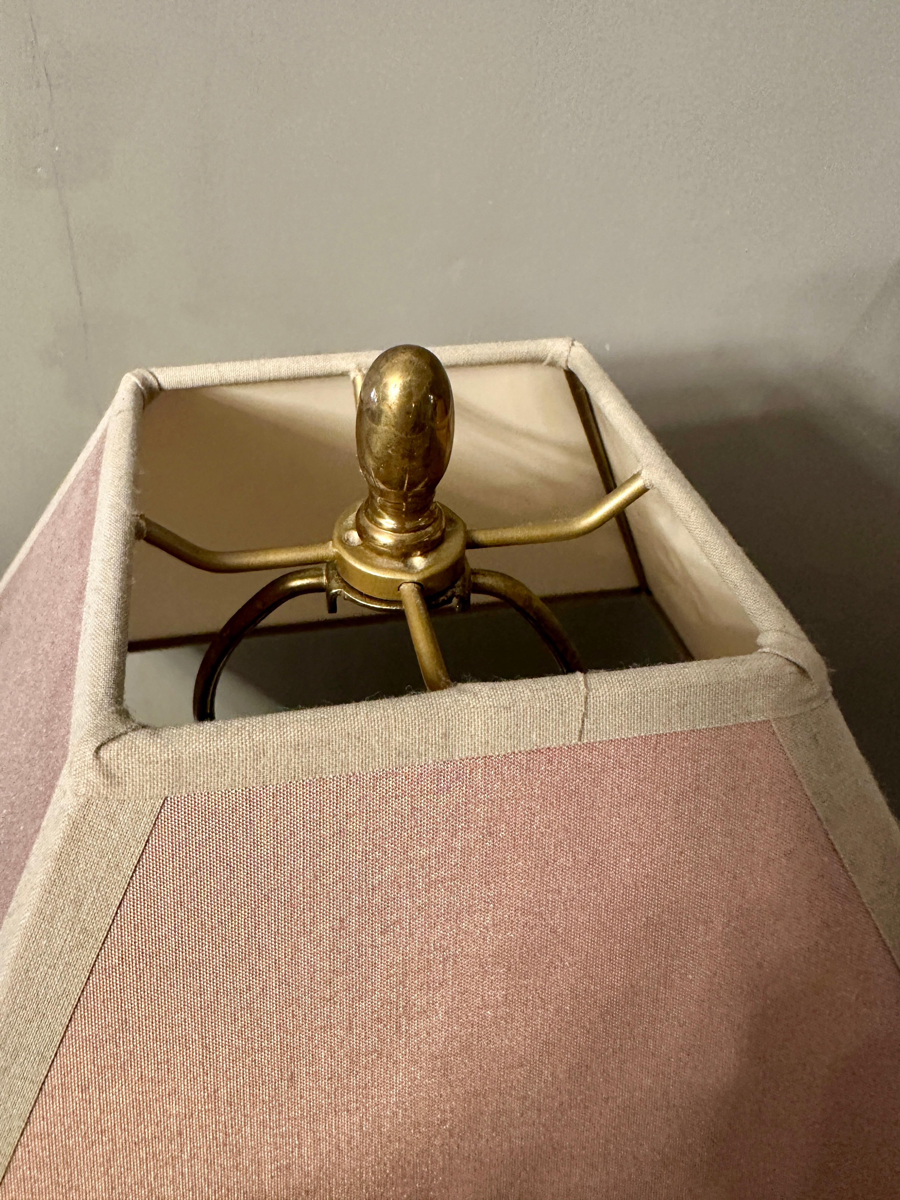 Laiton Paire de lampes de table françaises extensibles en laiton en vente