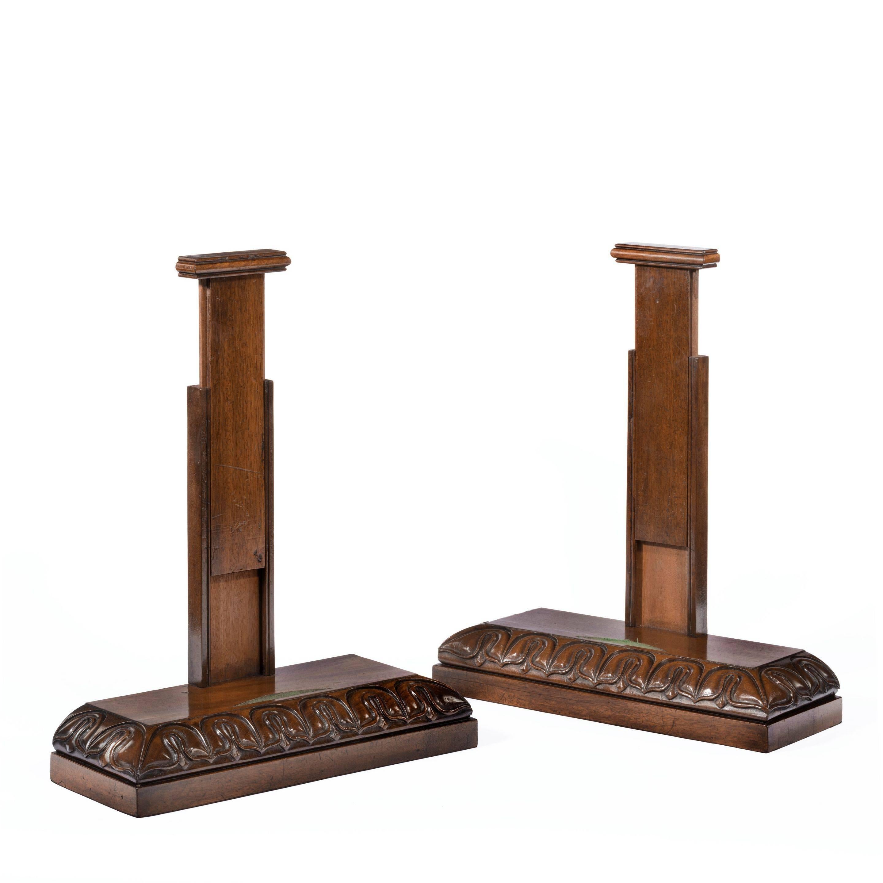 Early 19th Century Pair of Extending Mahogany Salver Stands Attributed to Gillows