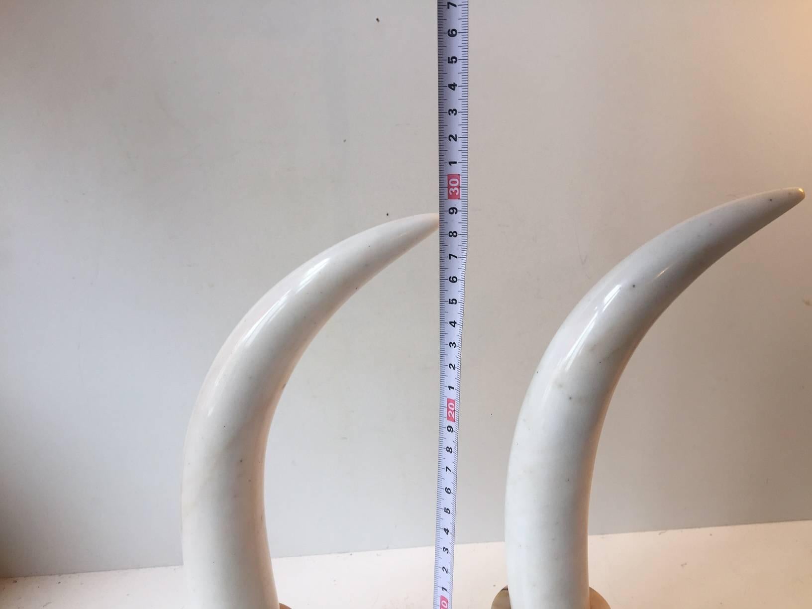 Pair of Faux 'Elephant Tusk', Marble Bookends or Dresser Ornaments, 20th Century In Good Condition For Sale In Esbjerg, DK