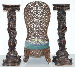 Pair of Faux Oak Heraldic Standing Lion Jardiniere Display Stands Film Props