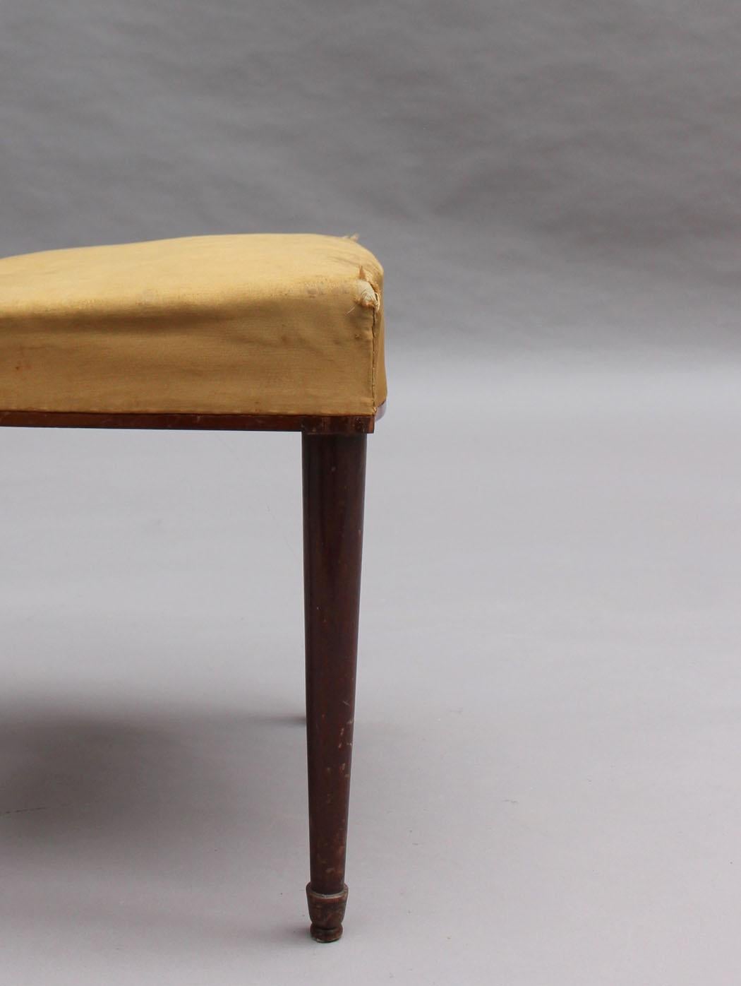 Paar feine französische Art-Déco-Mahagoni-Stühle von Jules Leleu im Angebot 10