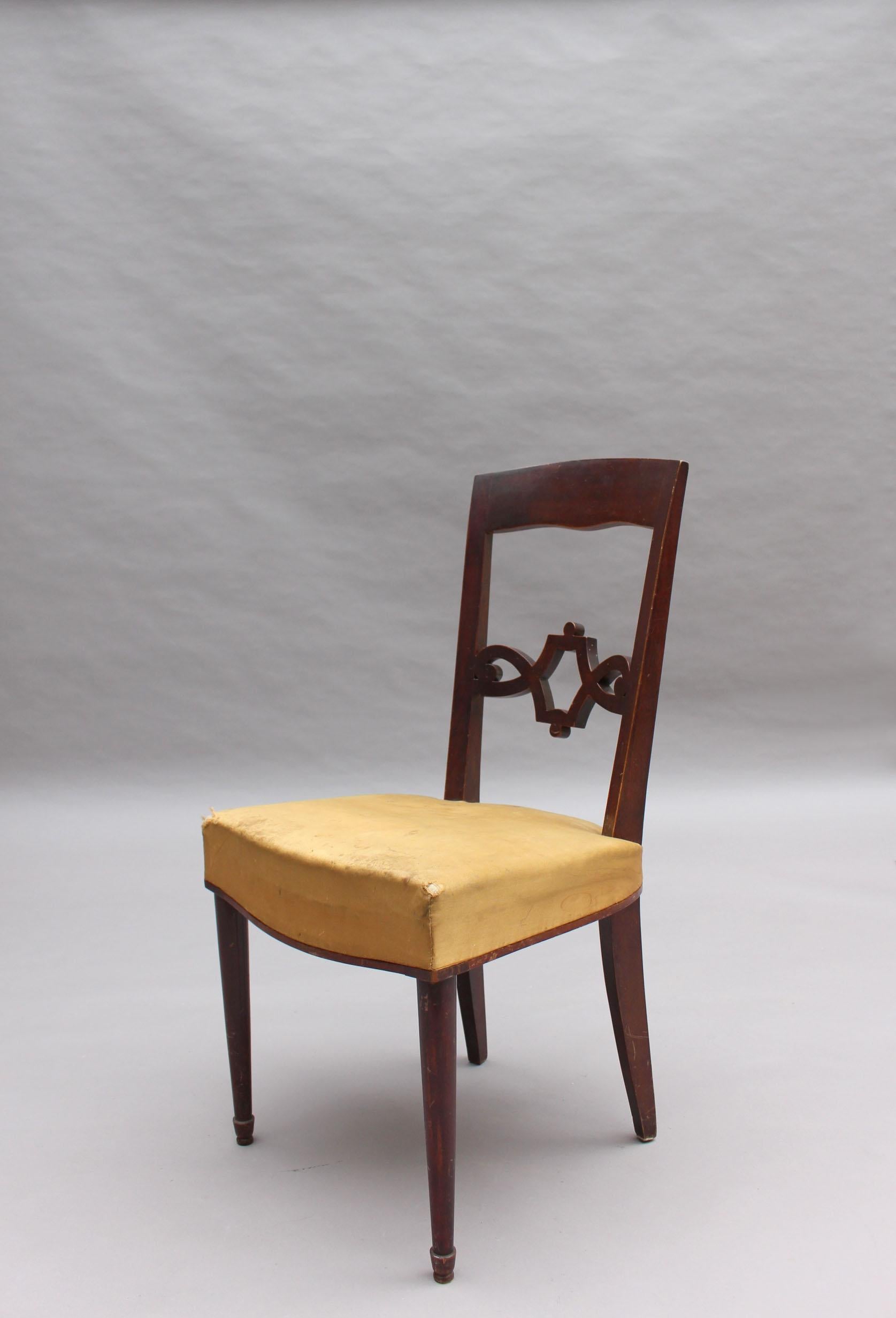 Paar feine französische Art-Déco-Mahagoni-Stühle von Jules Leleu im Angebot 2