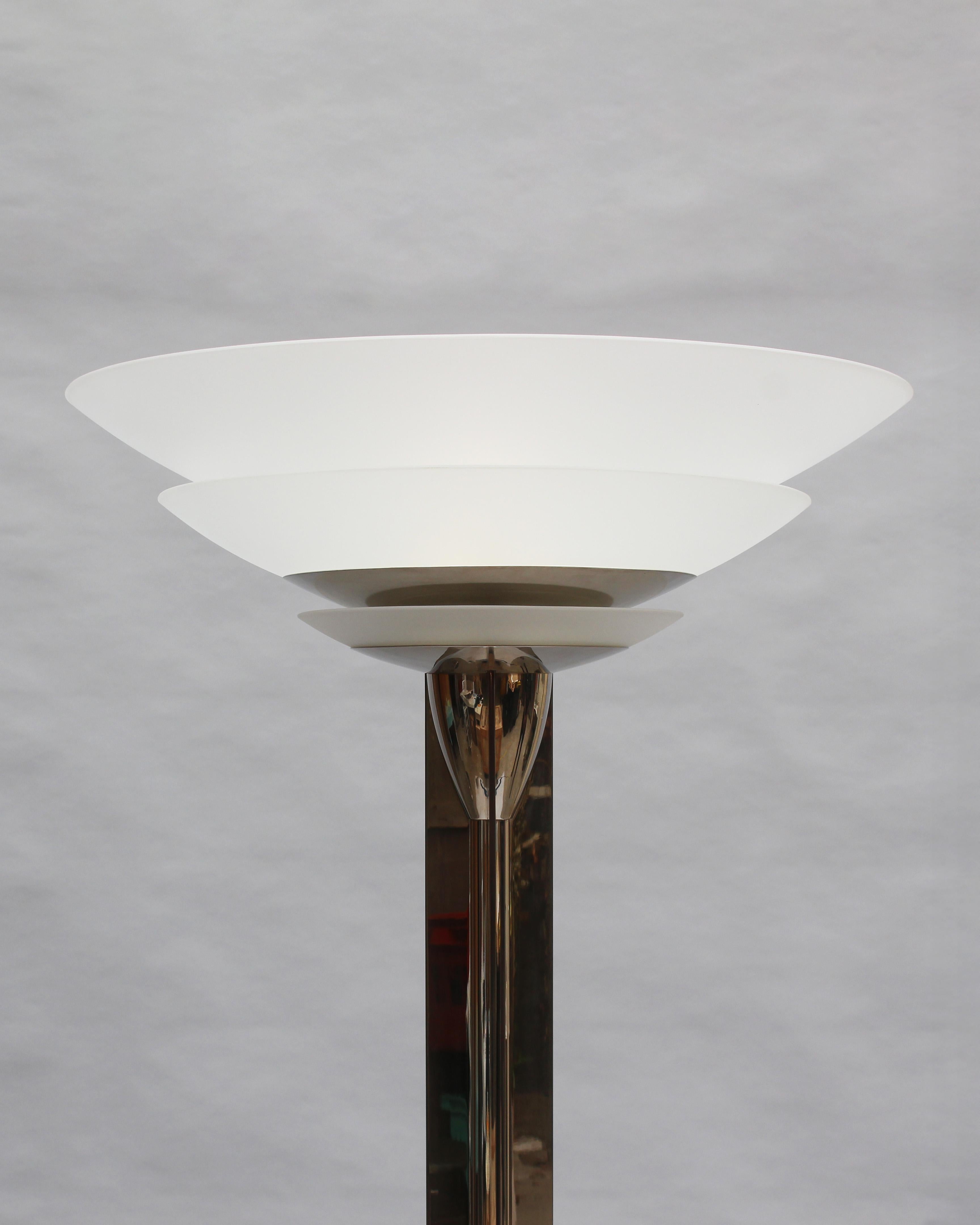 Coppia di lampade da terra in nichel e vetro Art Deco francese di Perzel in vendita 4