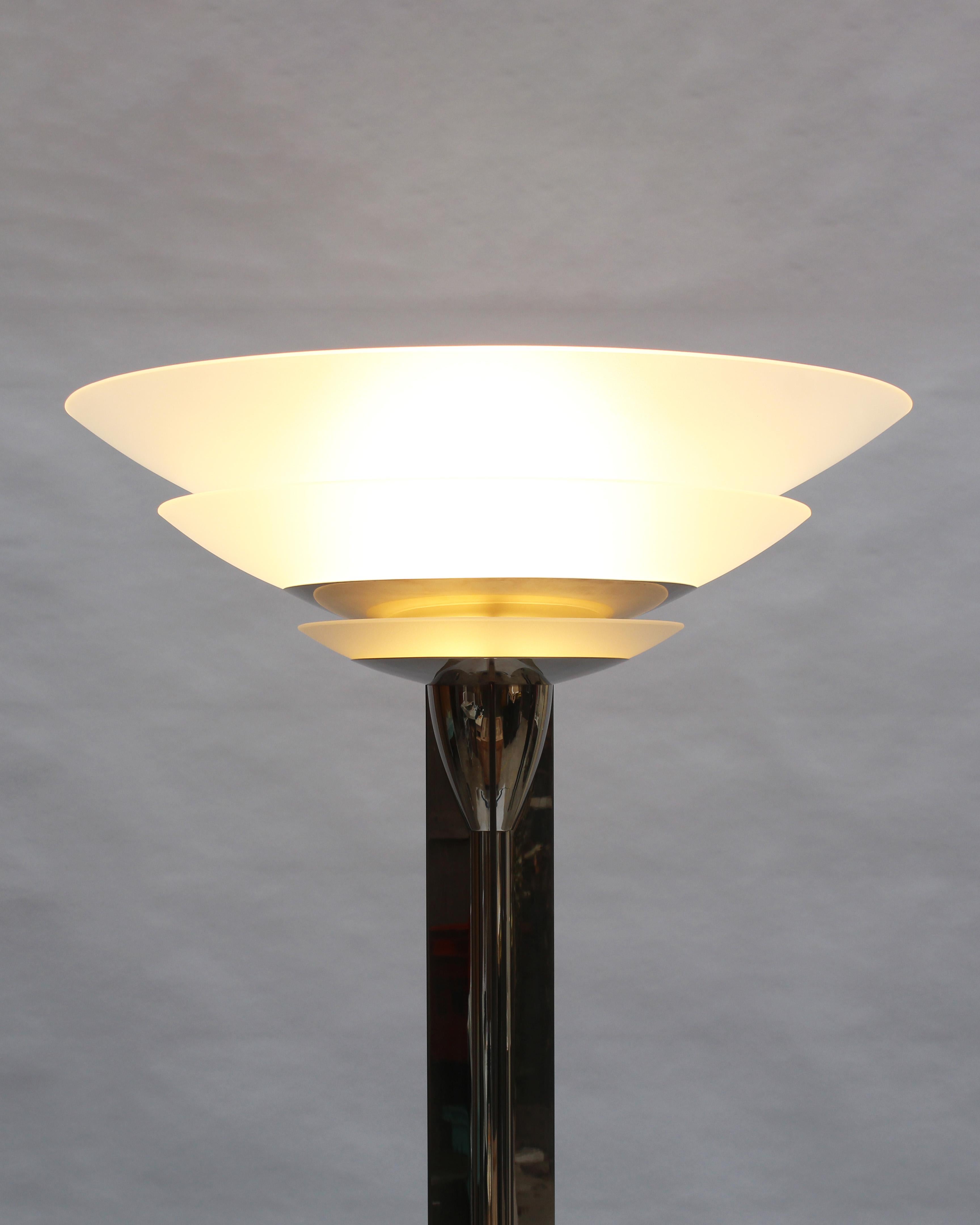 Coppia di lampade da terra in nichel e vetro Art Deco francese di Perzel in vendita 5