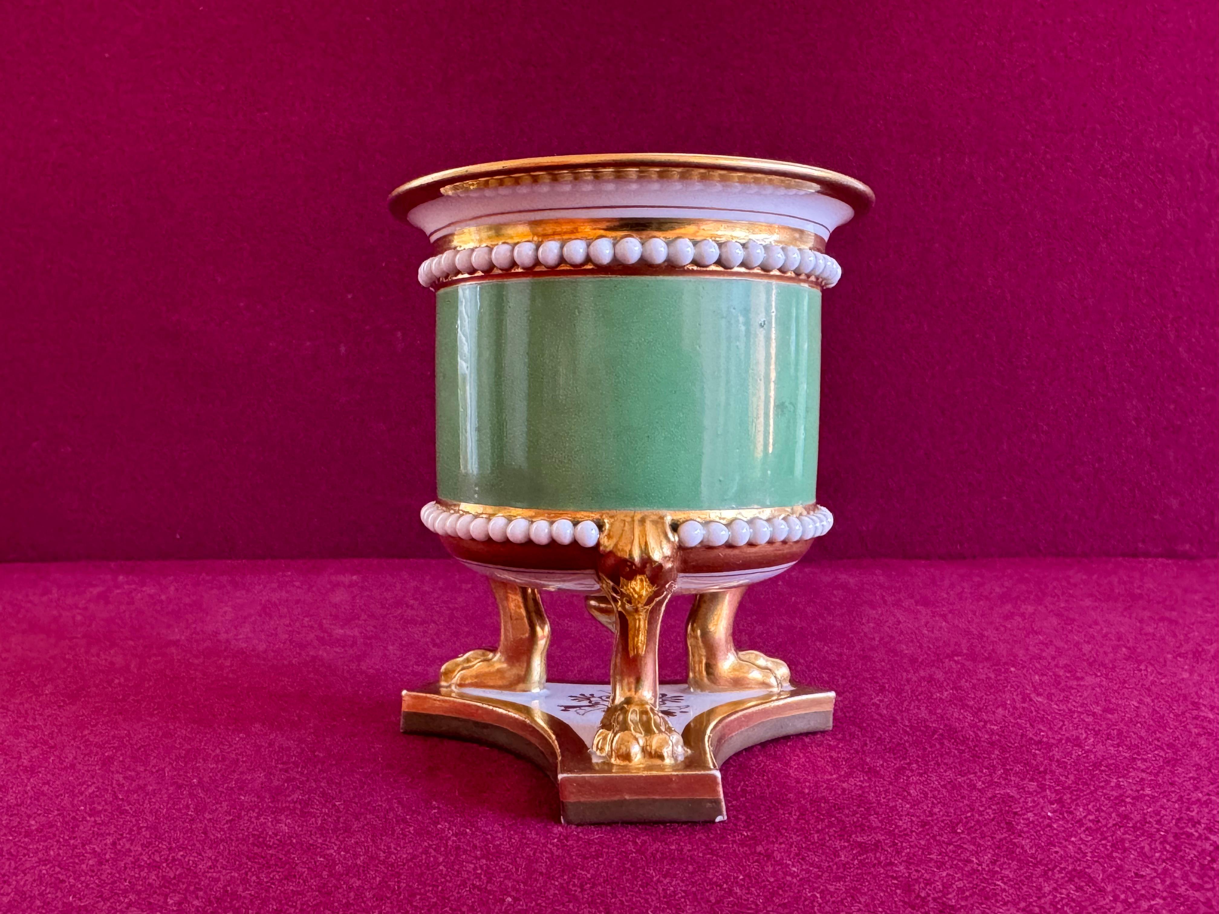 Pareja de jarrones de porcelana de Flight, Barr & Barr Worcester c.1820 en venta 6