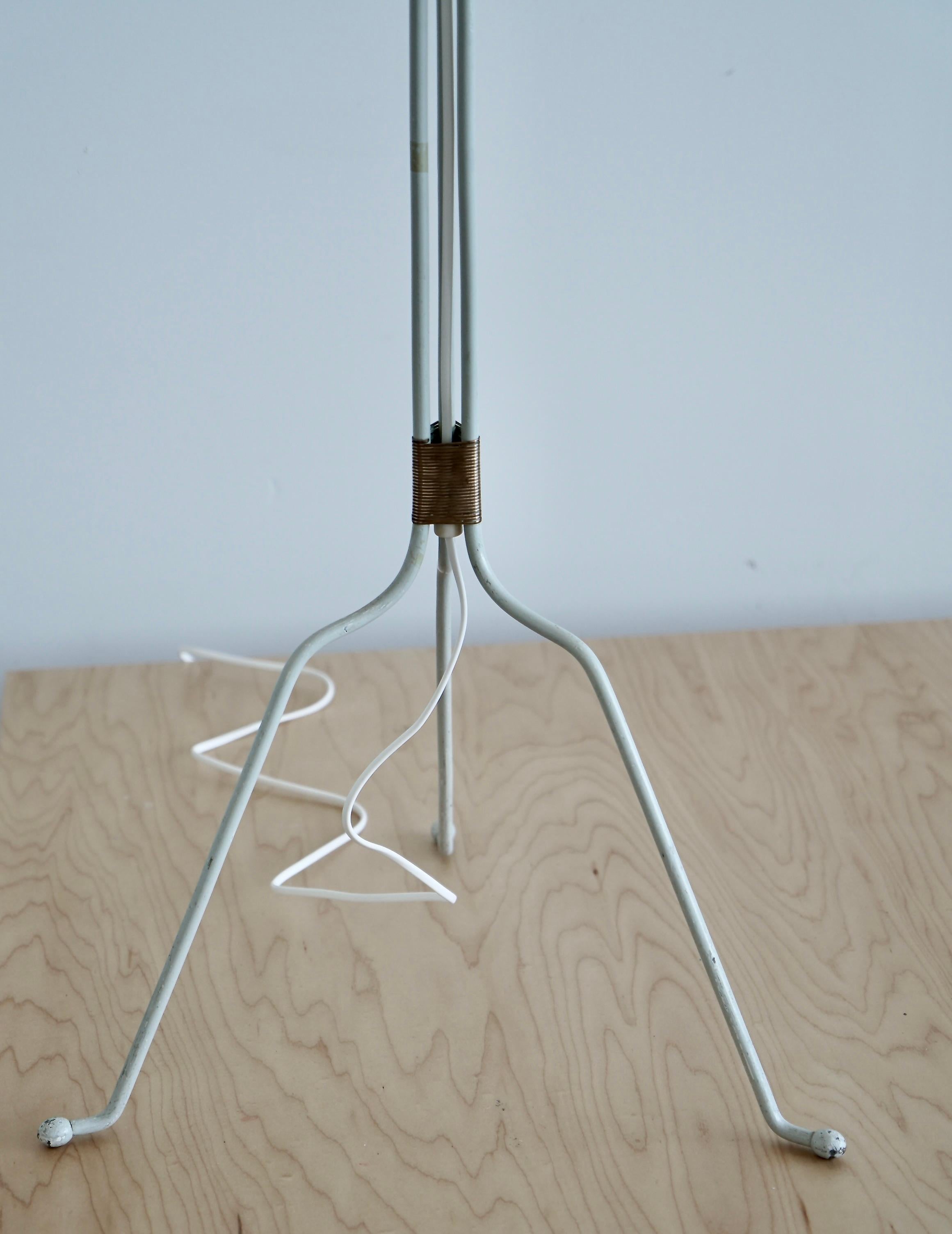 A pair of floor lamps  by Lisa Johansson Papé for Orno Oy, Model 30-058 In Good Condition For Sale In Long Island City, NY