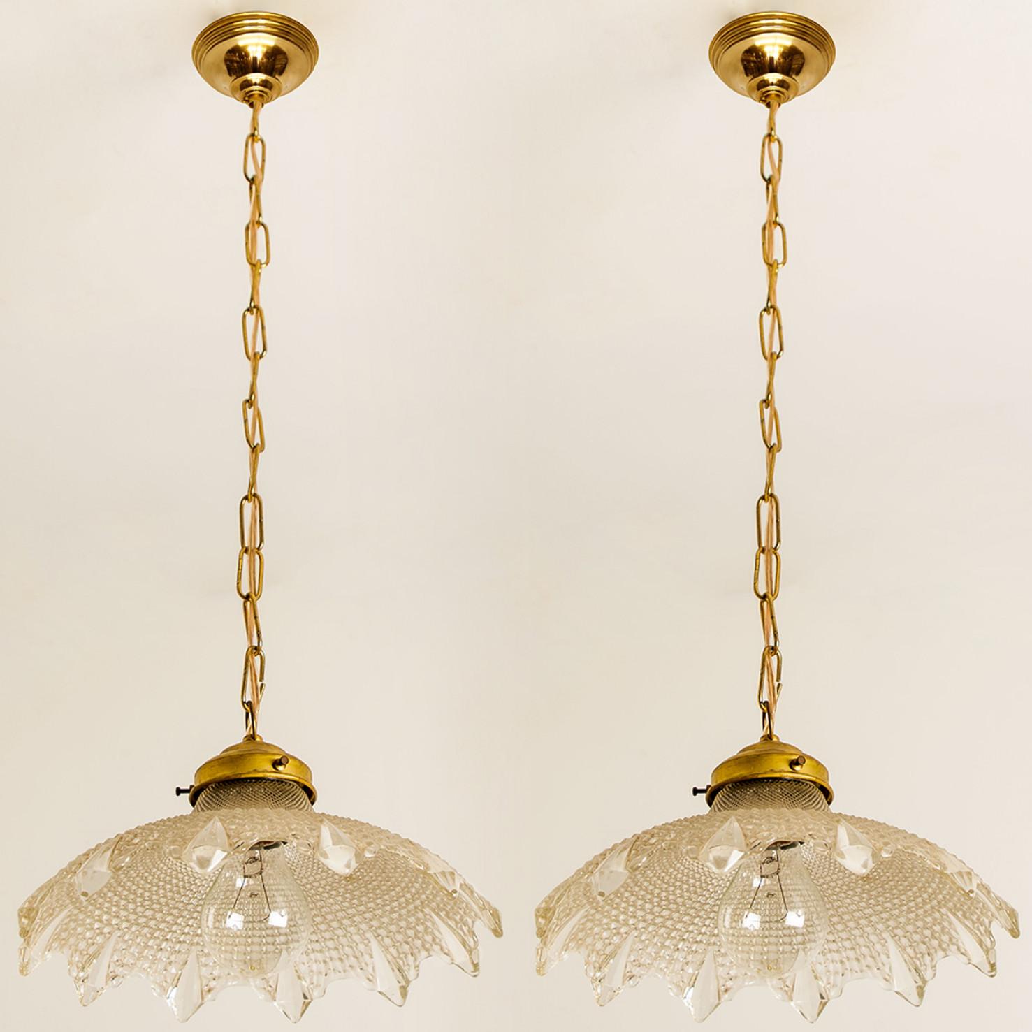 A pair of Flower Diamond Art Deco Glass Chandelier, Europe, France For Sale 6