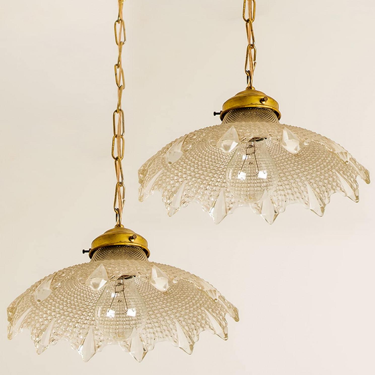 Ein Paar Blumen-Diamant-Kronleuchter aus Art Deco-Glas, Europa, Frankreich im Angebot 6