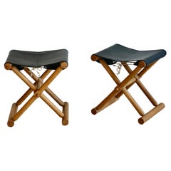 Vintage A pair of folding stools. France 80s