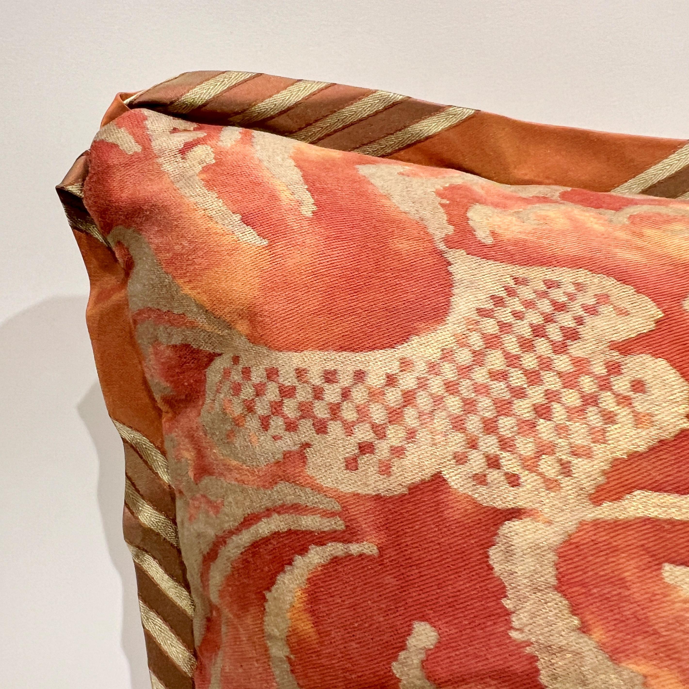 Paire de coussins Fortuny au motif Sévigné Neuf - En vente à New York, NY