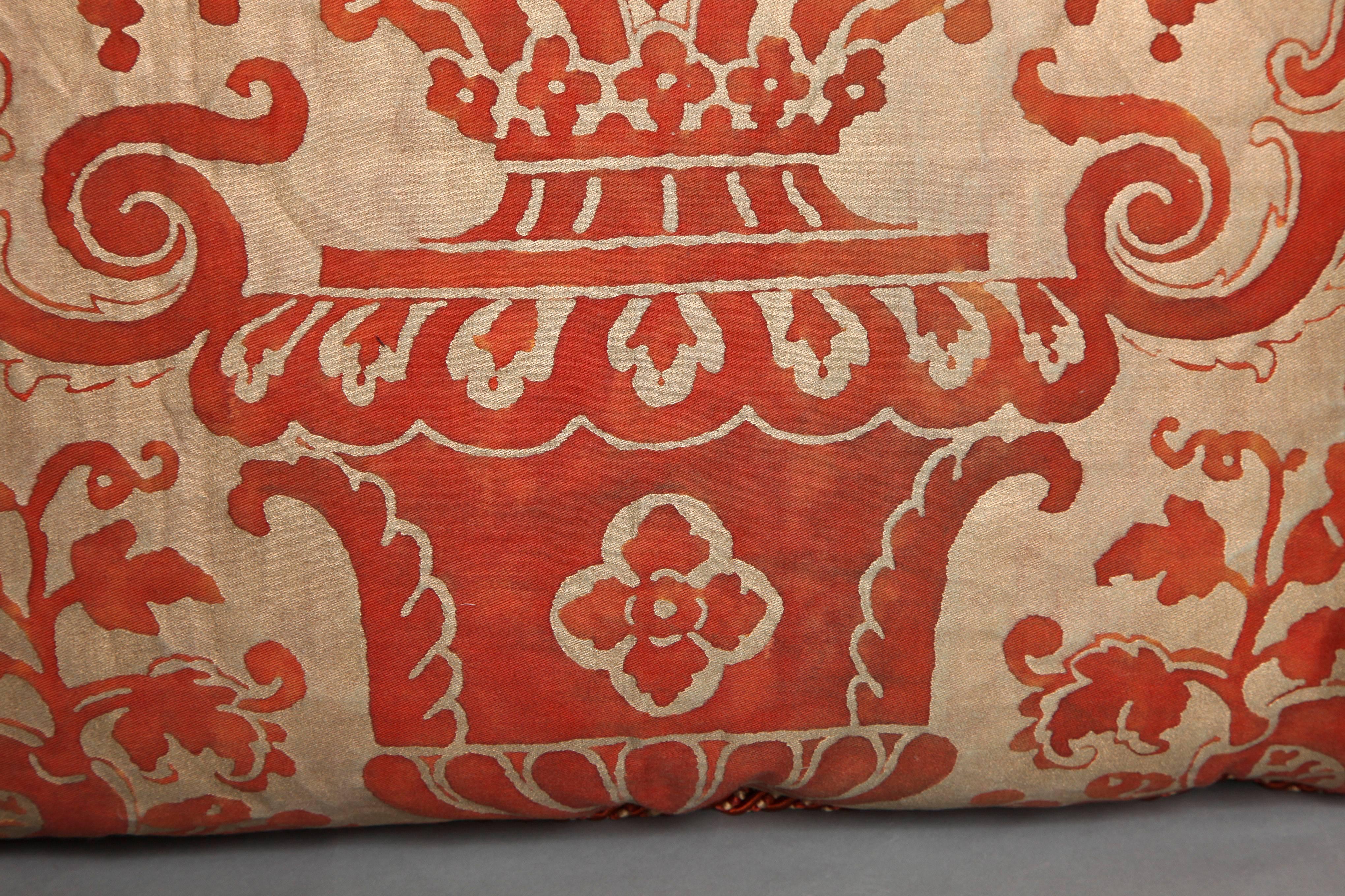 Damask Pair of Fortuny Fabric Cushions in the Carnavalet Pattern
