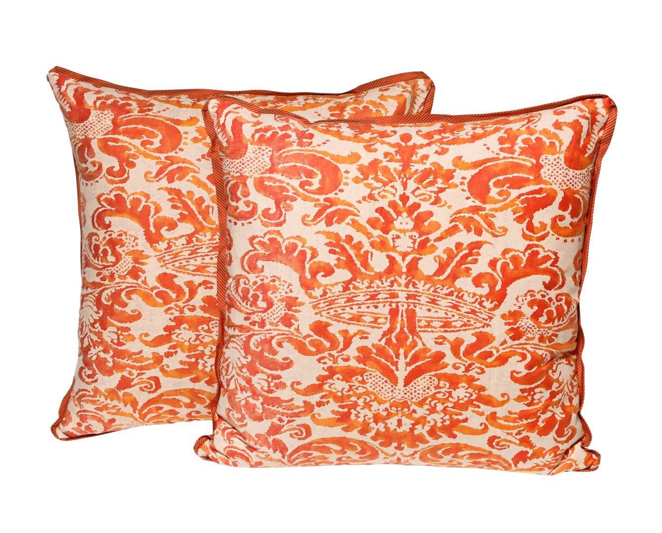 Cotton Pair of Fortuny Fabric Cushions in the Corone Pattern