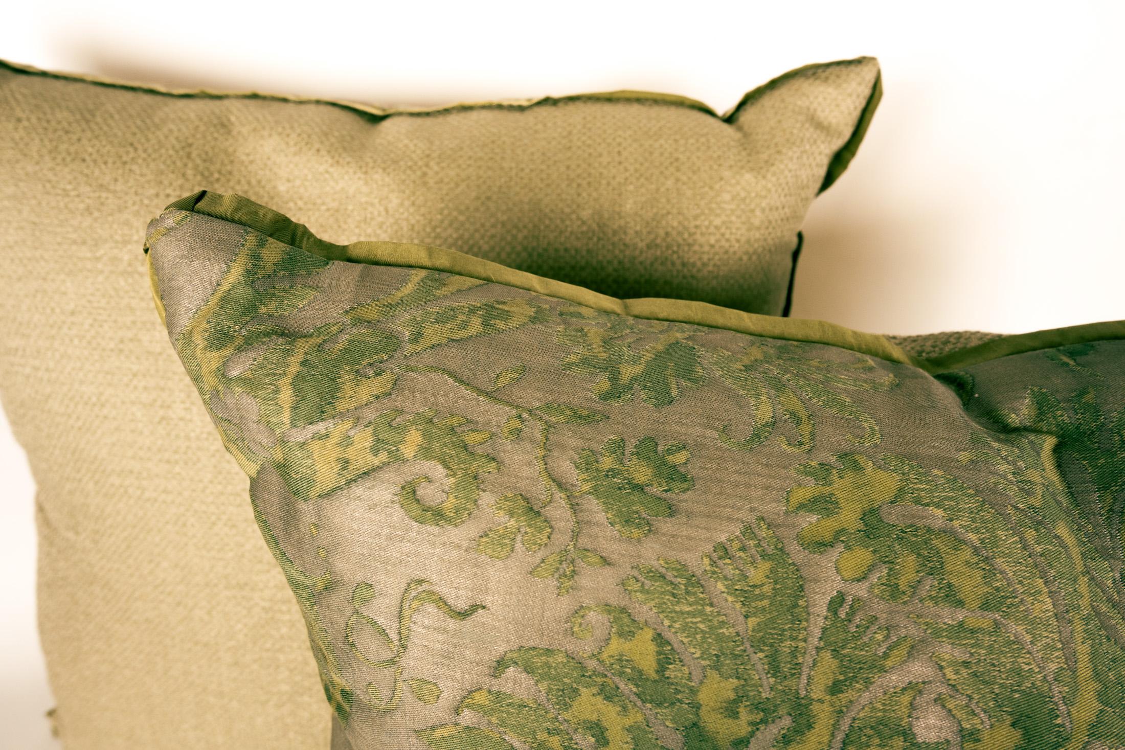 American A Pair of Fortuny Fabric Cushions in the DeMedici Pattern For Sale