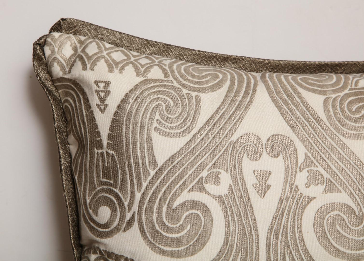 Tribal Pair of Fortuny Fabric Cushions in the Peruviano Pattern