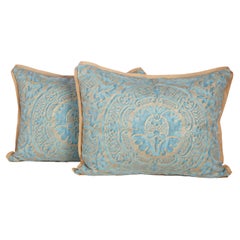 Paire de coussins Fortuny Orsini bleu/vert par David Duncan Studio