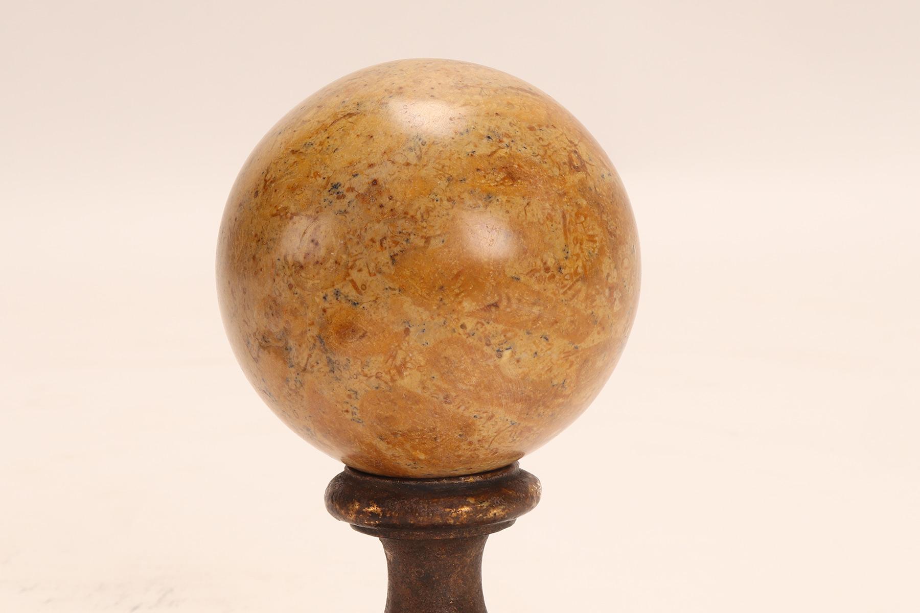 Pair of Fossil Coral Stone Spheres, Italy, 1870 In Good Condition For Sale In Milan, IT