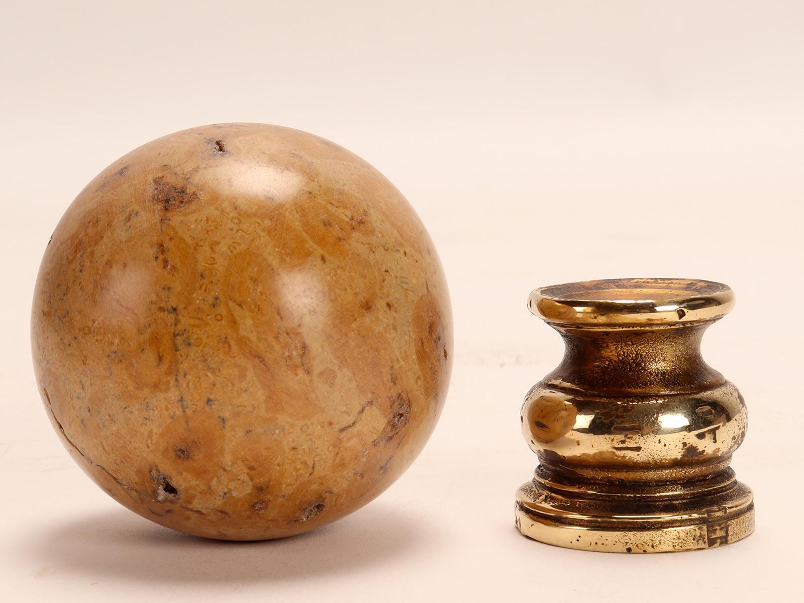 Pair of Fossil Coral Stone Spheres, Italy 1890 In Good Condition For Sale In Milan, IT