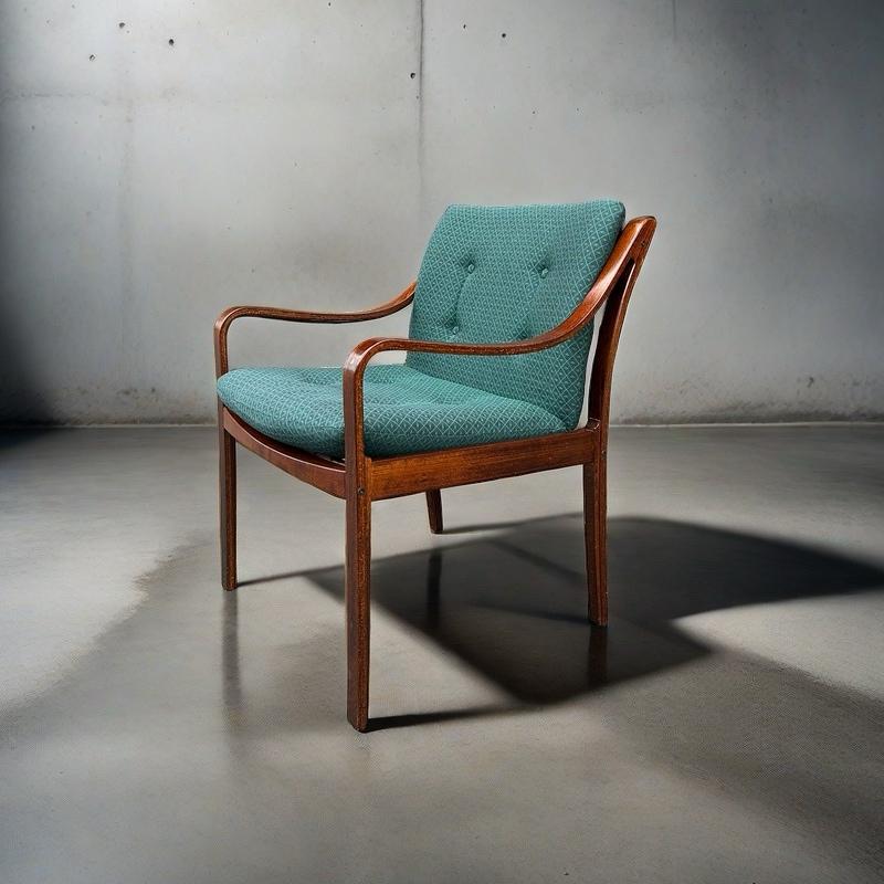 Circa 1960s comfortable lounge chair / office chair / vintage armchair / easy chair, 