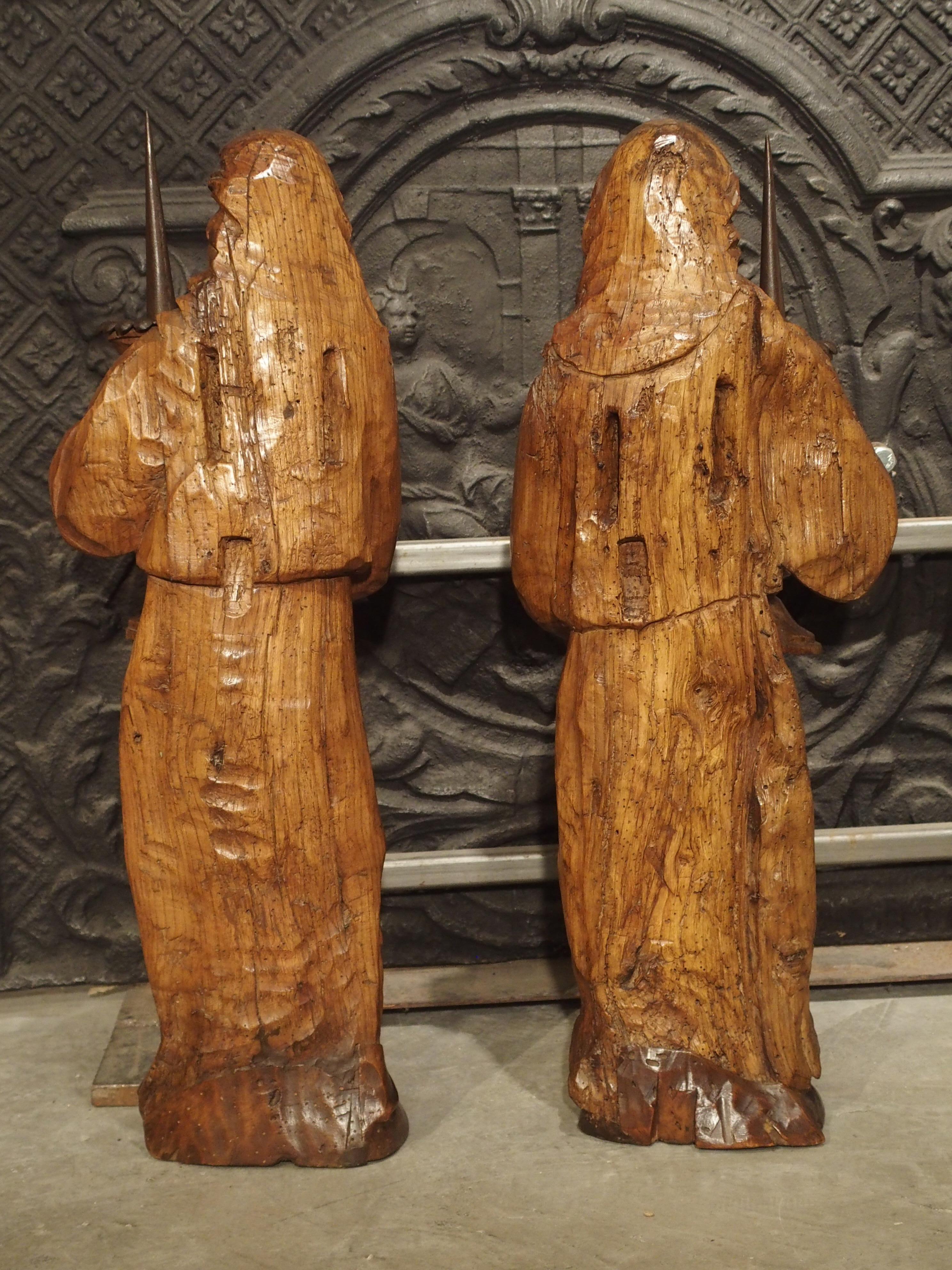 Pair of French 17th Century Angel Candle Holders in Carved Elmwood For Sale 6